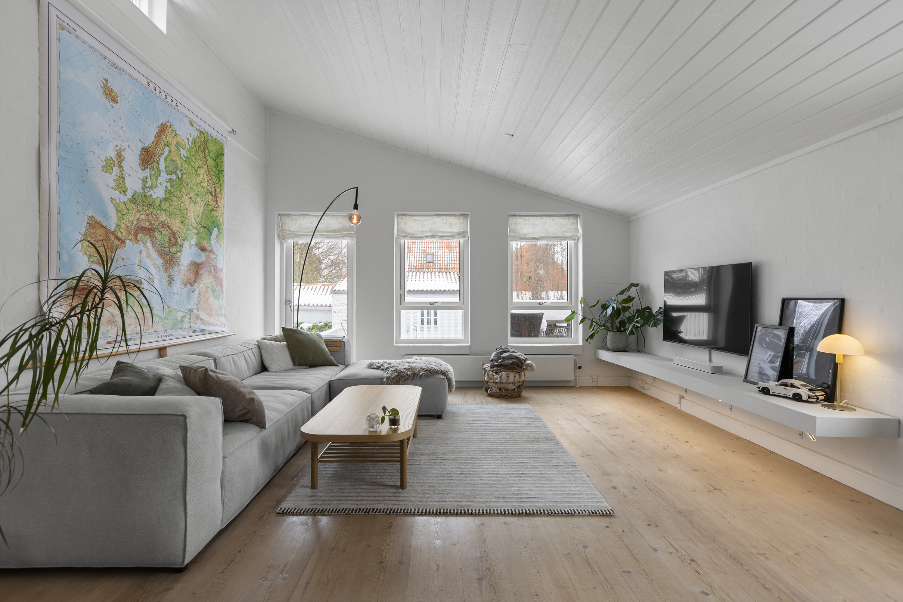 Fremhævet stue billede i fuldskærmstilstand. Billede af Kongevejen 5B, 4200 Slagelse