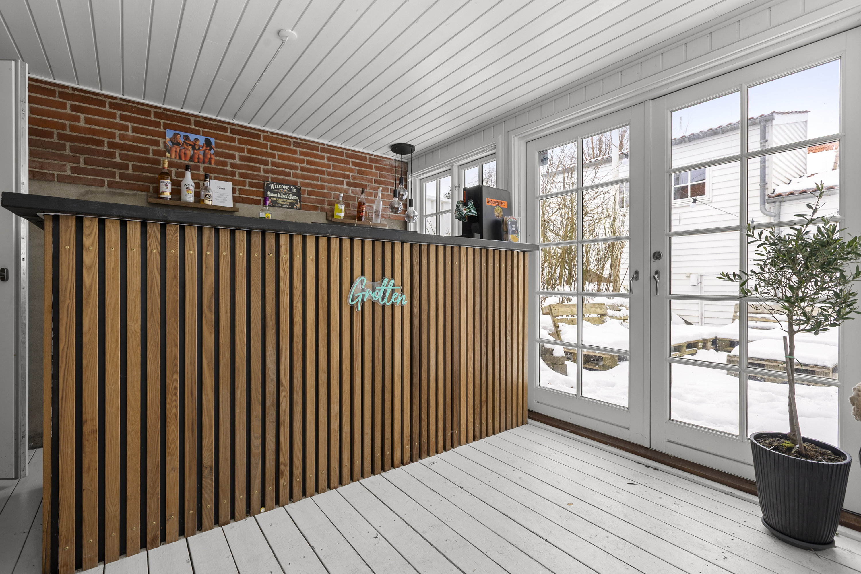 Fremhævet udestue billede i fuldskærmstilstand. Billede af Kongevejen 5B, 4200 Slagelse