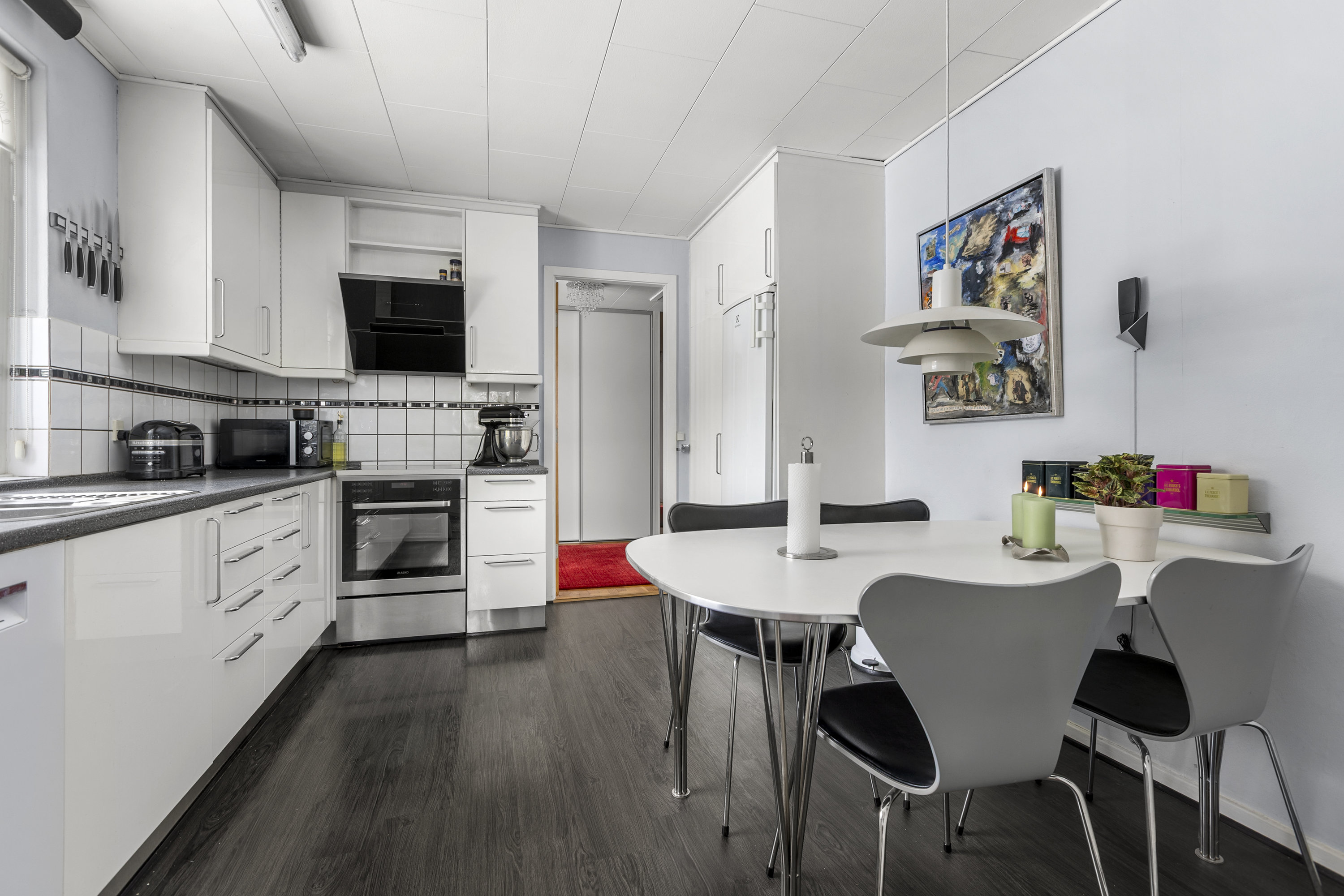 Fremhævet køkken billede i fuldskærmstilstand. Billede af Liselundvej 2, 4200 Slagelse