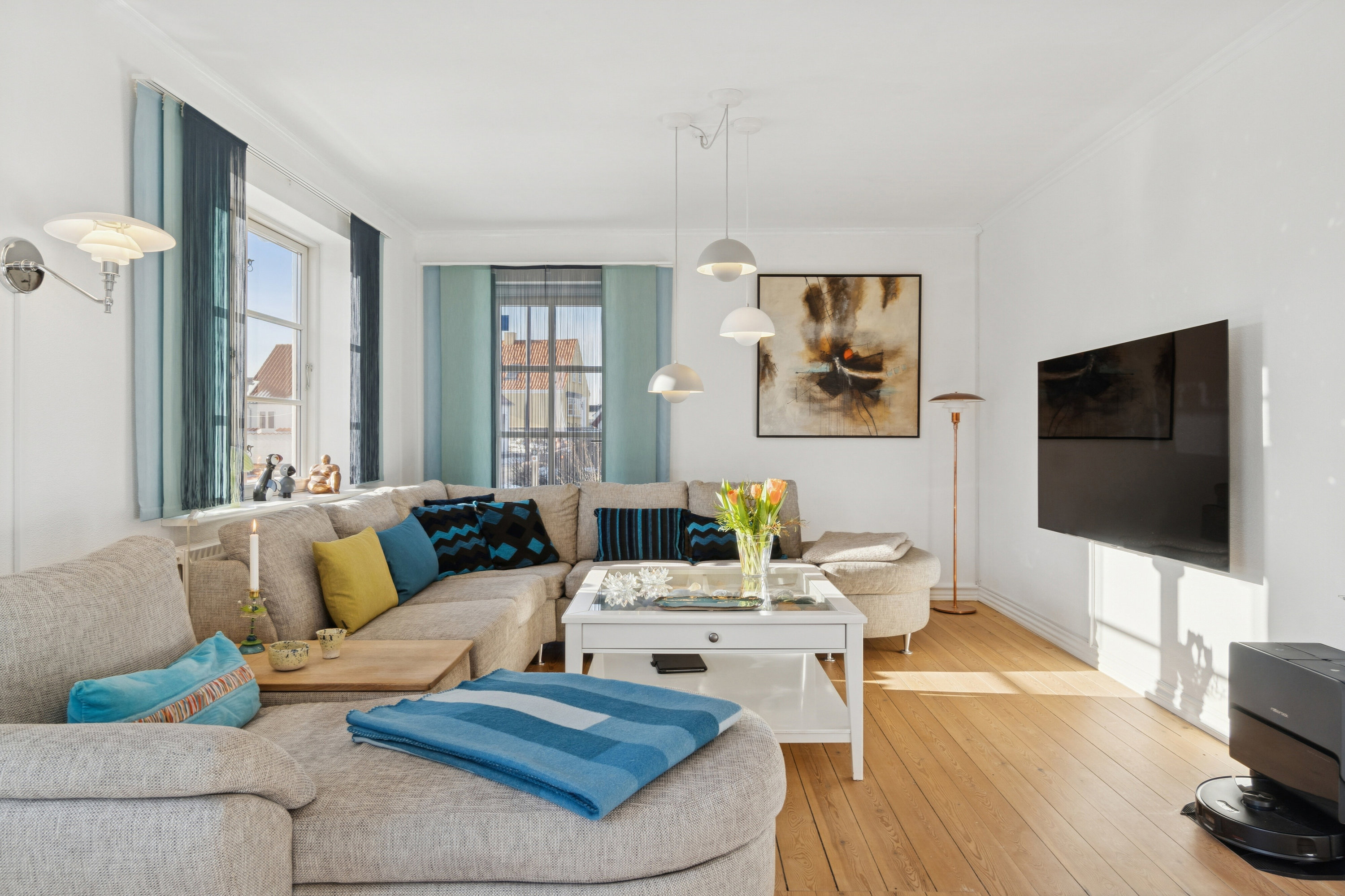 Fremhævet stue billede i fuldskærmstilstand. Billede af Ørhagevej 130, Klitmøller, 7700 Thisted