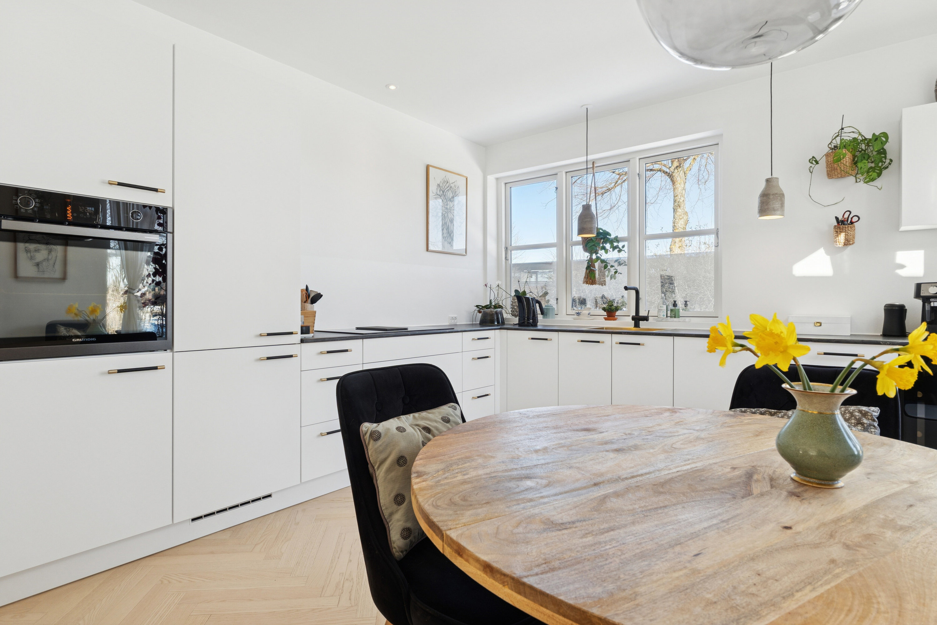 Fremhævet køkken billede i fuldskærmstilstand. Billede af Nivå Stationsvej 13A, 2990 Nivå