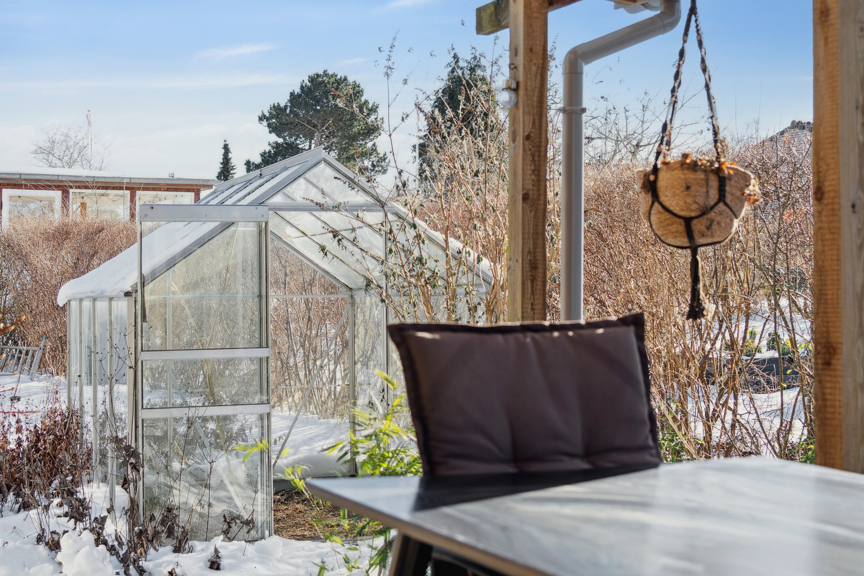 Fremhævet terrasse billede i fuldskærmstilstand. Billede af Nivå Stationsvej 13A, 2990 Nivå