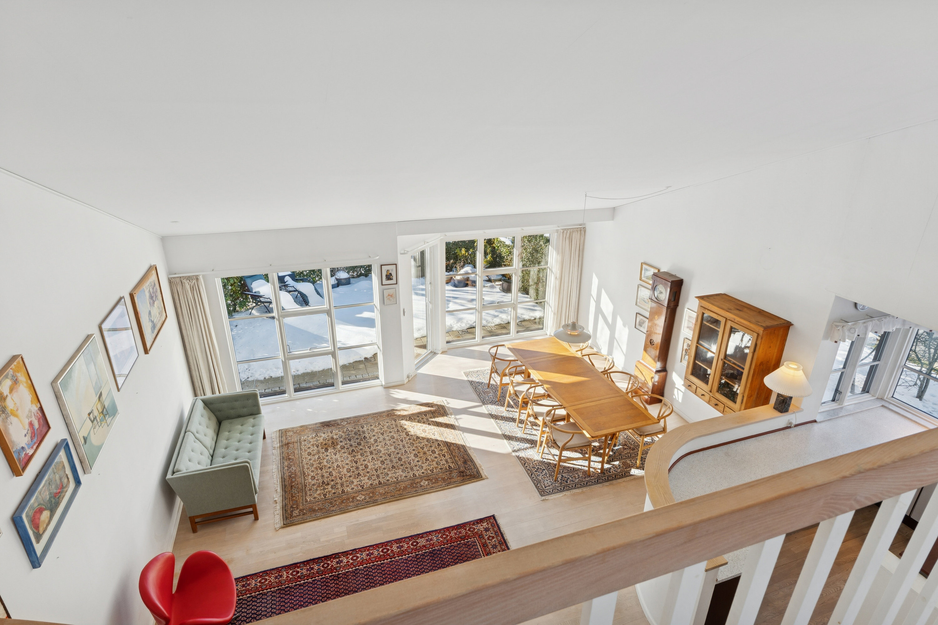 Fremhævet stue billede i fuldskærmstilstand. Billede af Trørødlund 9, Trørød, 2950 Vedbæk