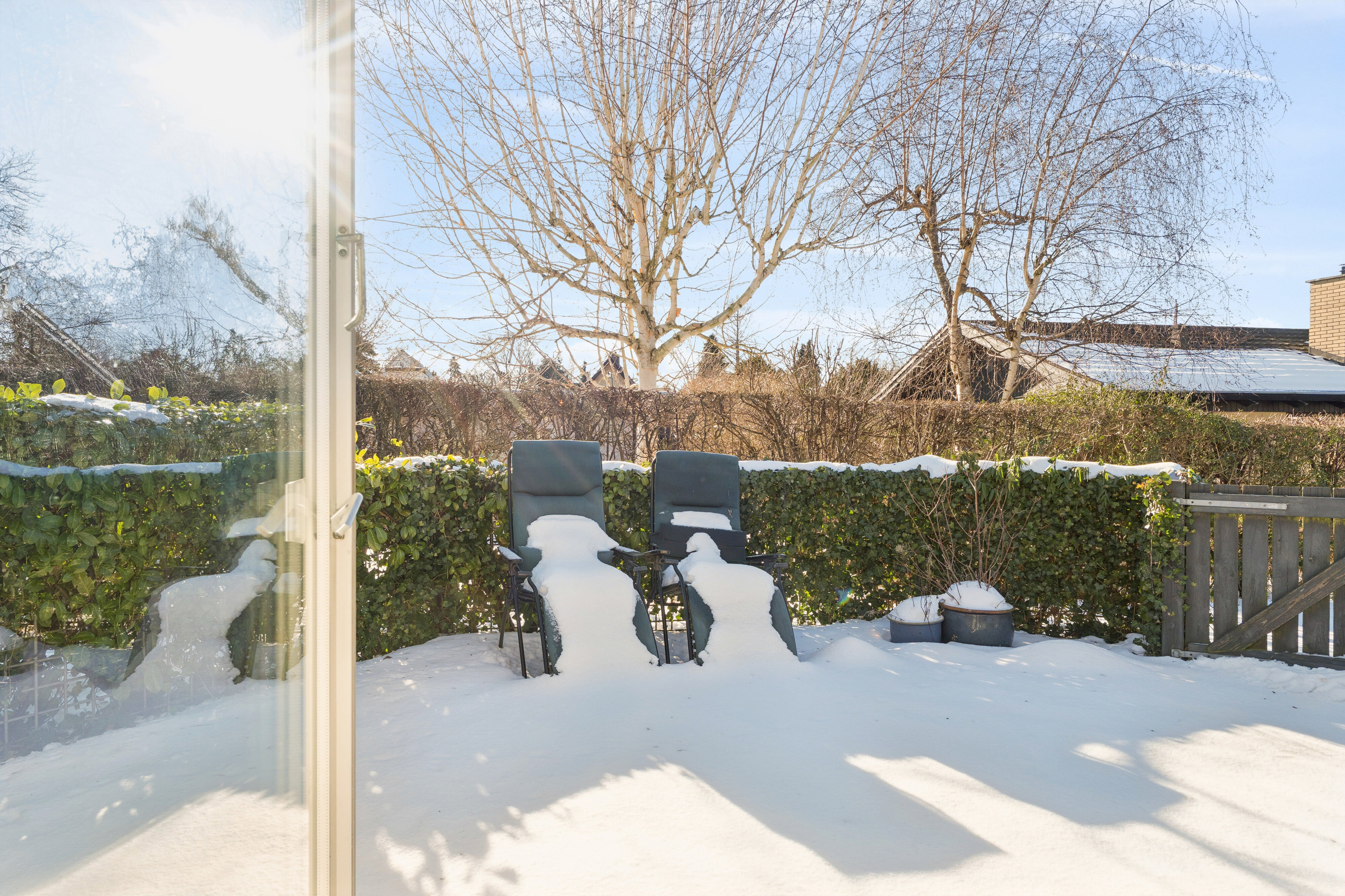 Fremhævet udendørs billede i fuldskærmstilstand. Billede af Trørødlund 9, Trørød, 2950 Vedbæk