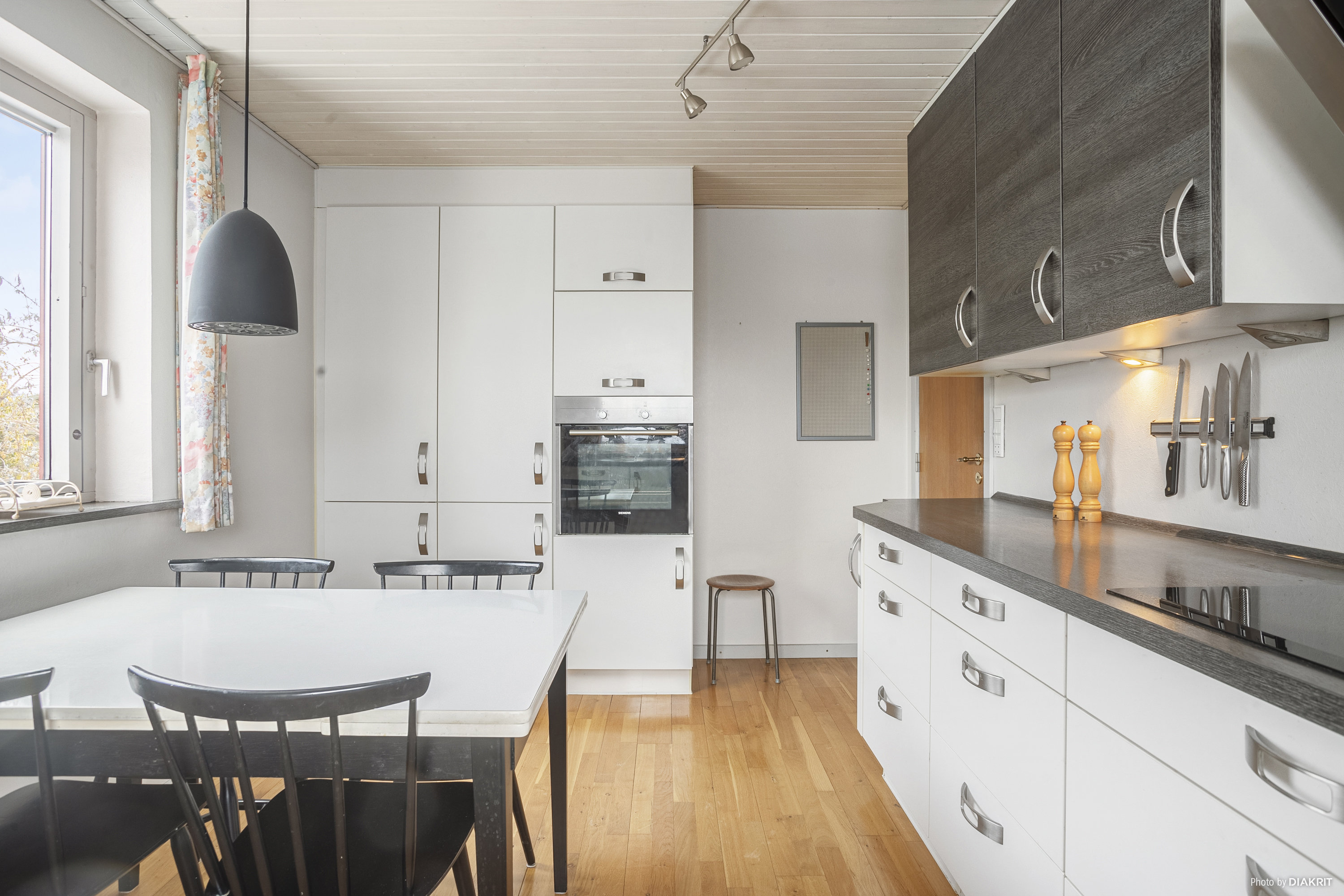 Fremhævet køkken billede i fuldskærmstilstand. Billede af Snebærvej 11, Ølsemagle, 4600 Køge