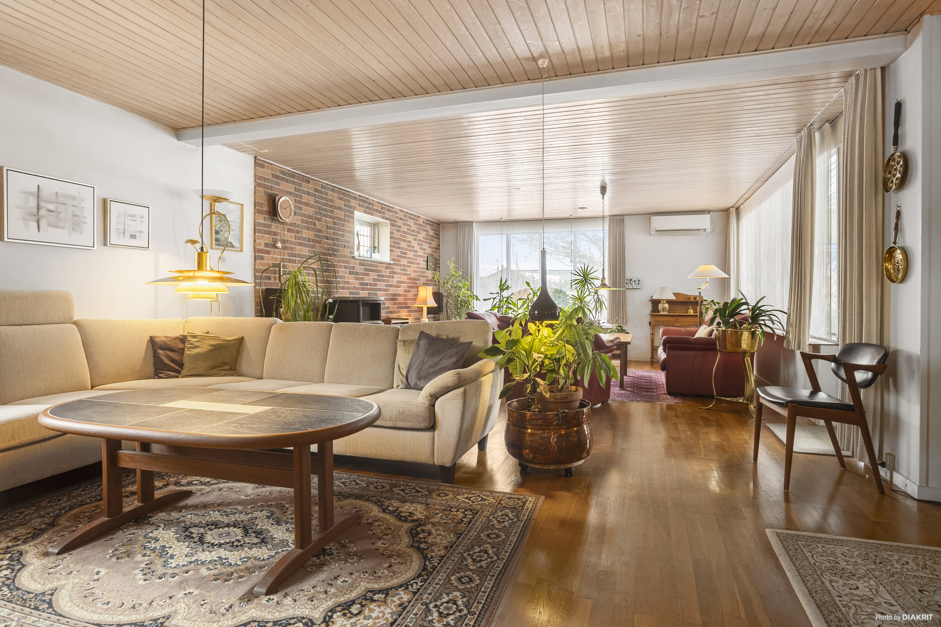 Fremhævet stue billede i fuldskærmstilstand. Billede af Snebærvej 11, Ølsemagle, 4600 Køge