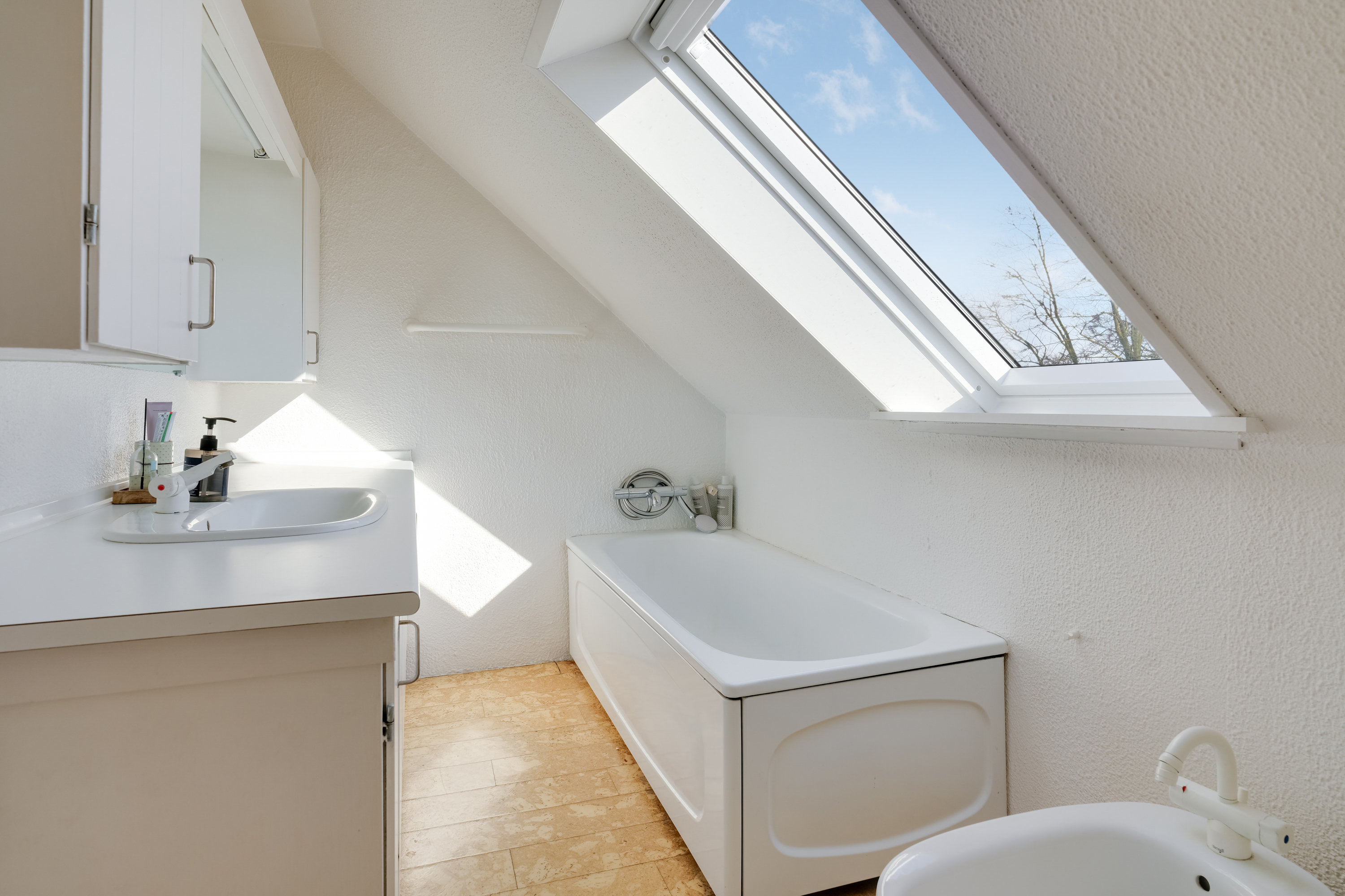 Fremhævet badeværelse billede i fuldskærmstilstand. Billede af Byllerup 3, 5580 Nørre Aaby