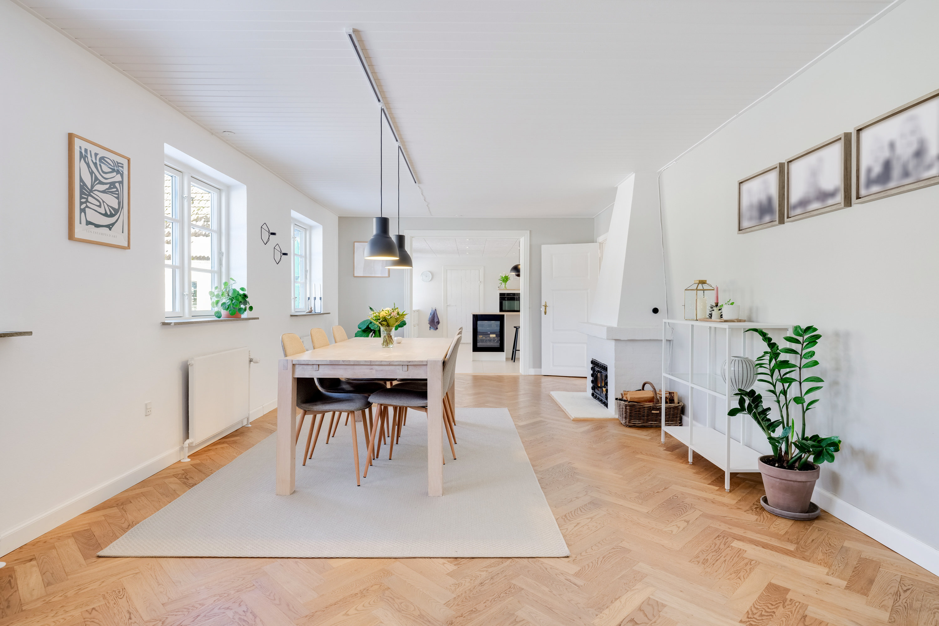 Fremhævet stue billede i fuldskærmstilstand. Billede af Byllerup 3, 5580 Nørre Aaby