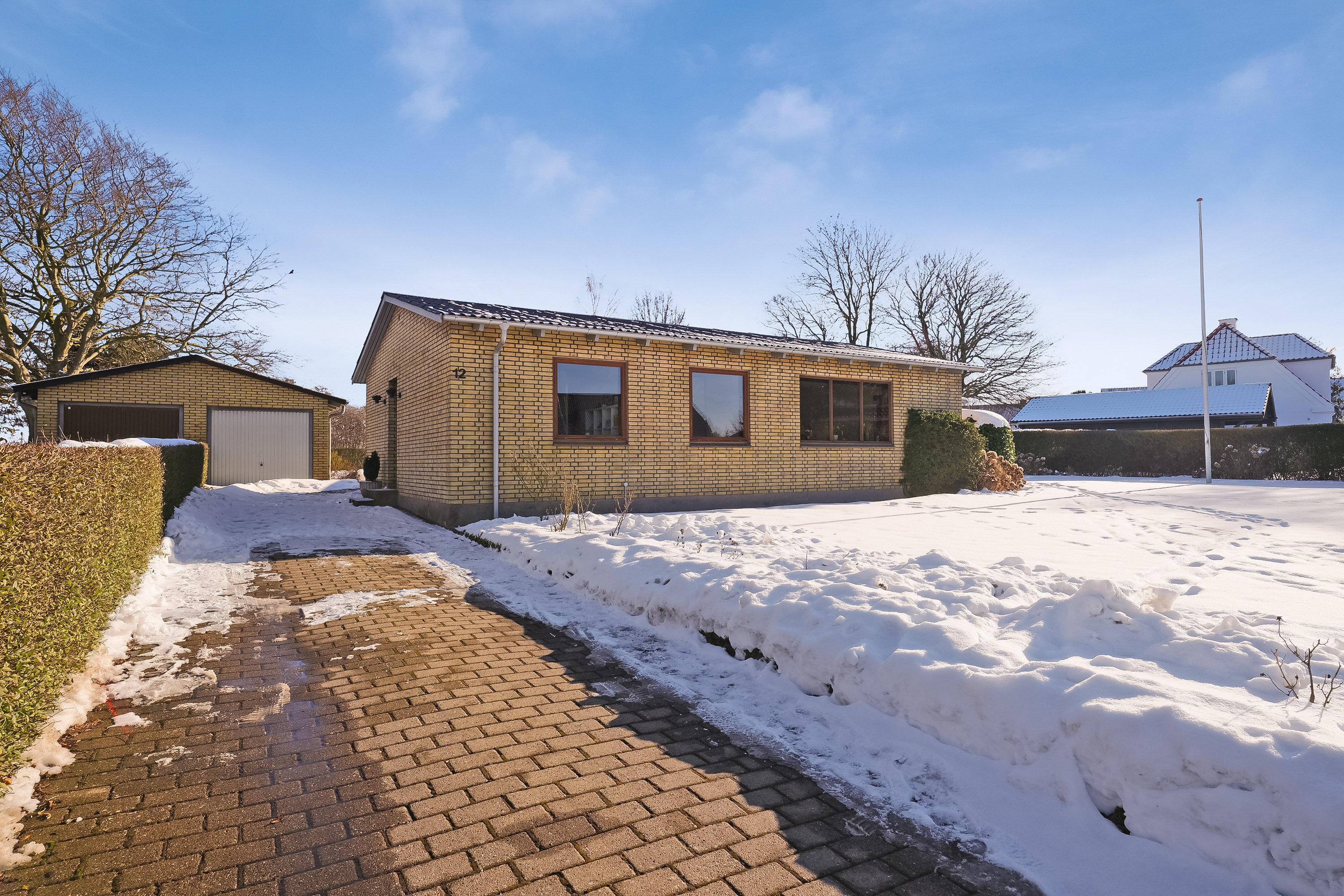 Fremhævet facade billede i fuldskærmstilstand. Billede af Skrillingevej 12, Skrillinge, 5500 Middelfart