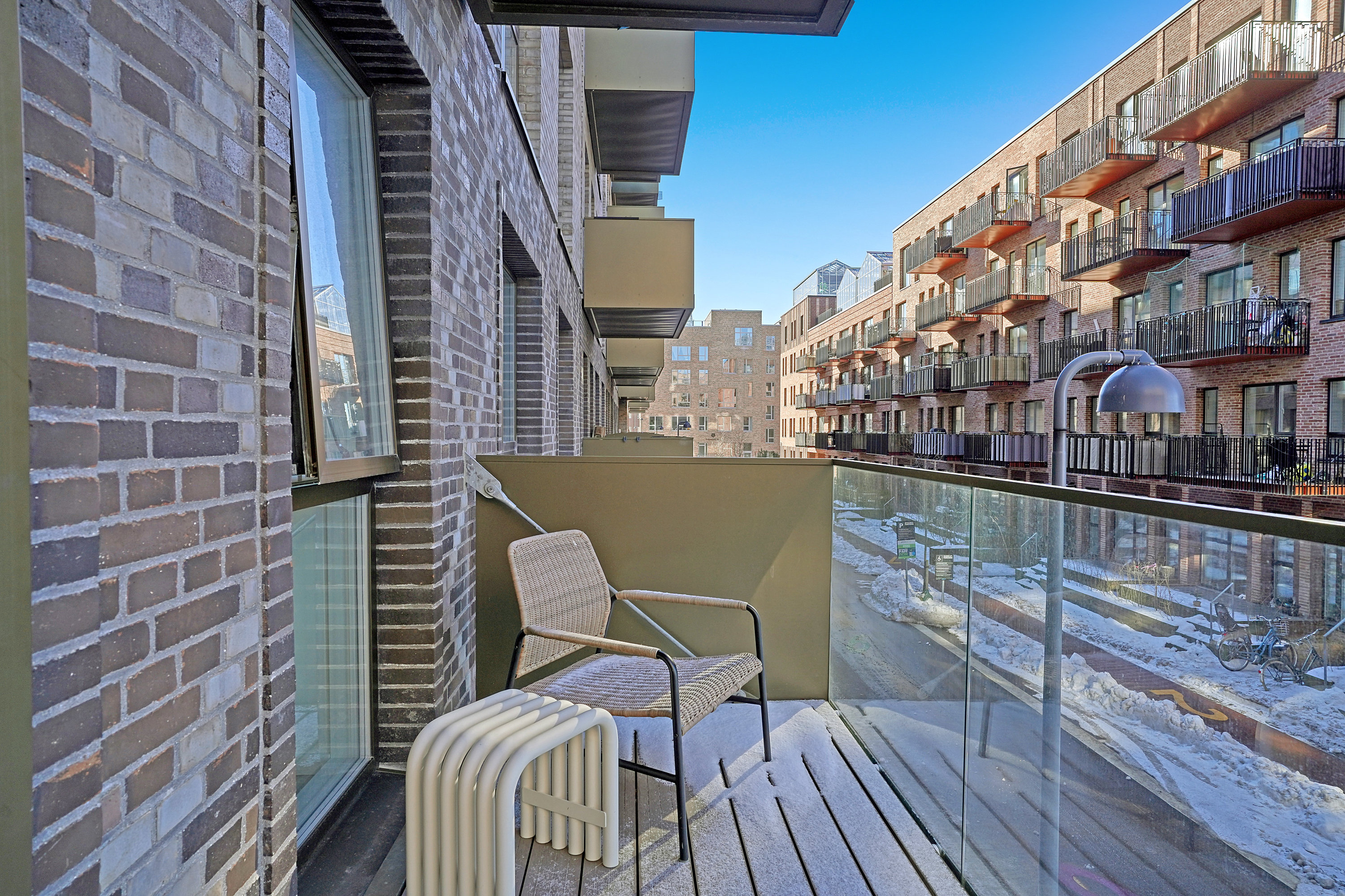 Fremhævet altan billede i fuldskærmstilstand. Billede af Ingrid Marievej 20, 1. tv., 2500 Valby