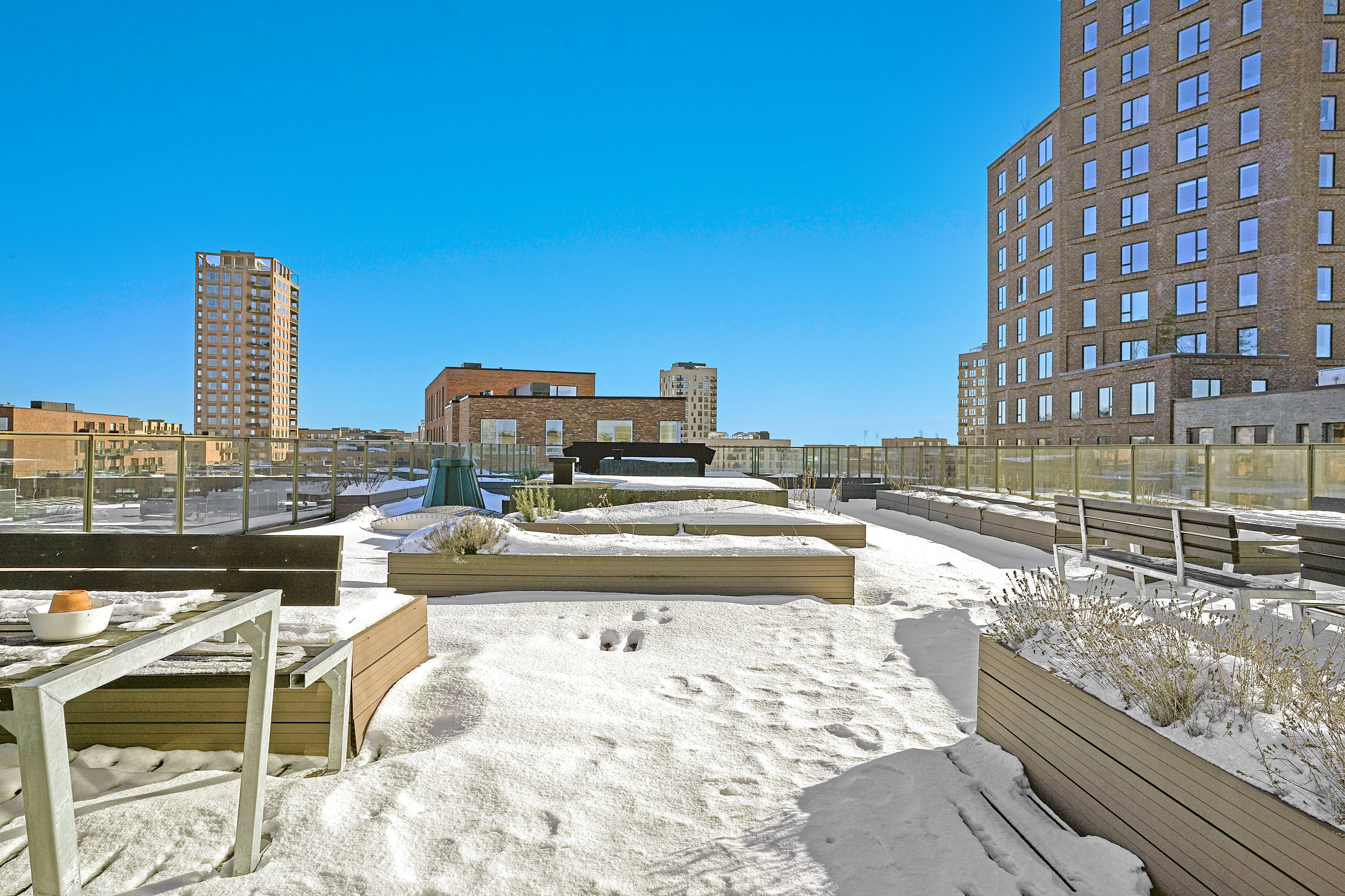 Fremhævet terrasse billede i fuldskærmstilstand. Billede af Ingrid Marievej 20, 1. tv., 2500 Valby