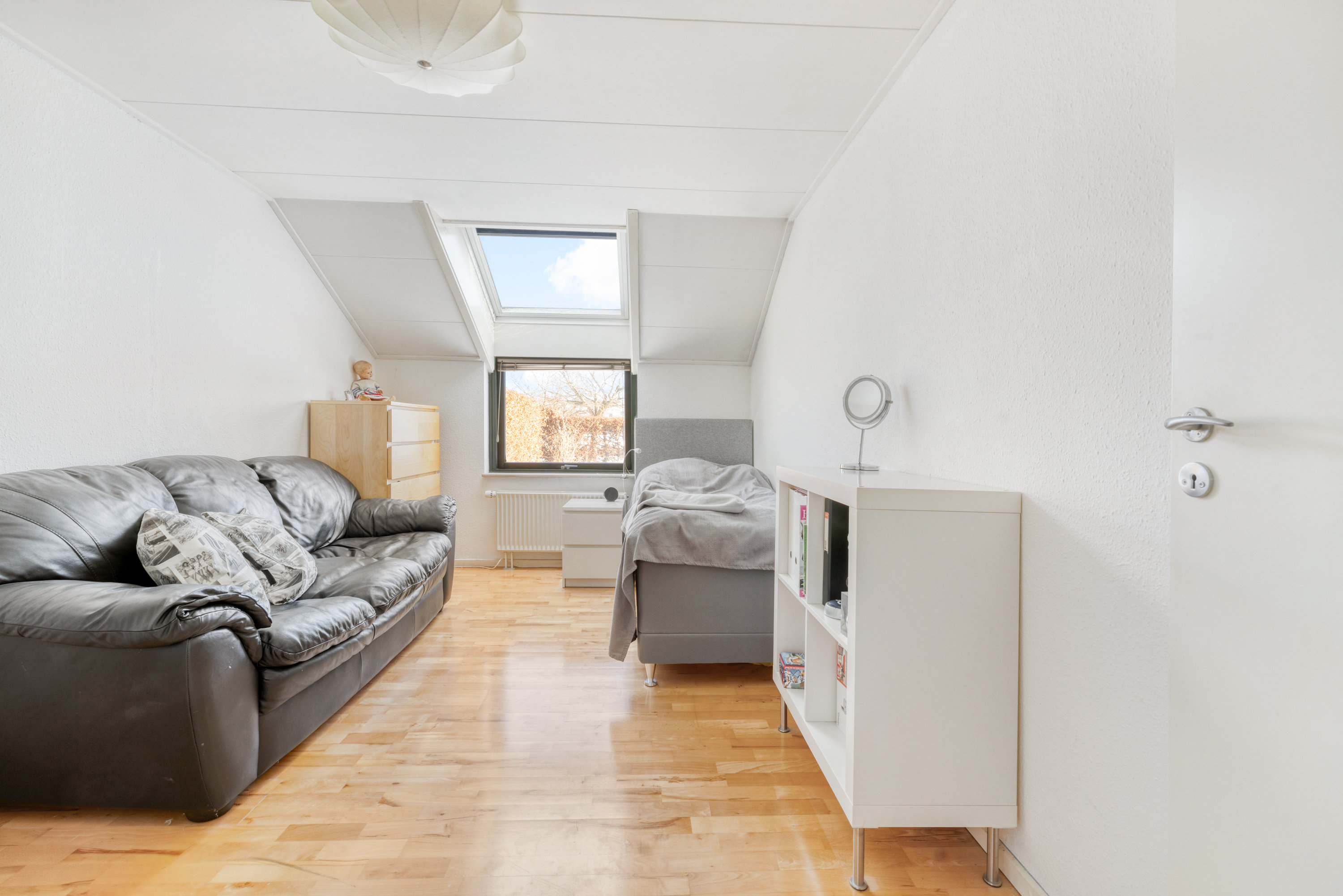 Fremhævet  billede i fuldskærmstilstand. Billede af Skotteparken 9, 2750 Ballerup