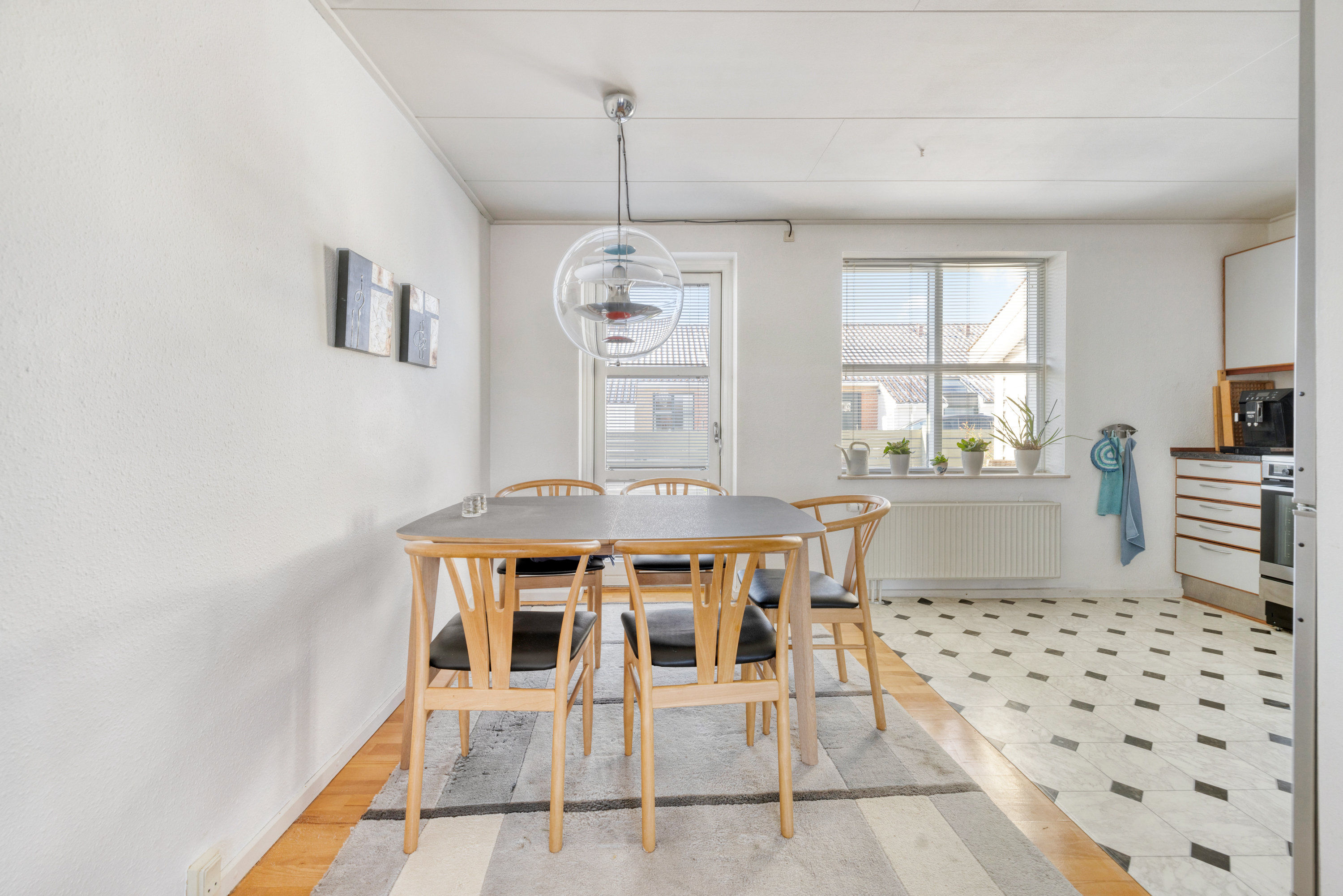 Fremhævet  billede i fuldskærmstilstand. Billede af Skotteparken 9, 2750 Ballerup