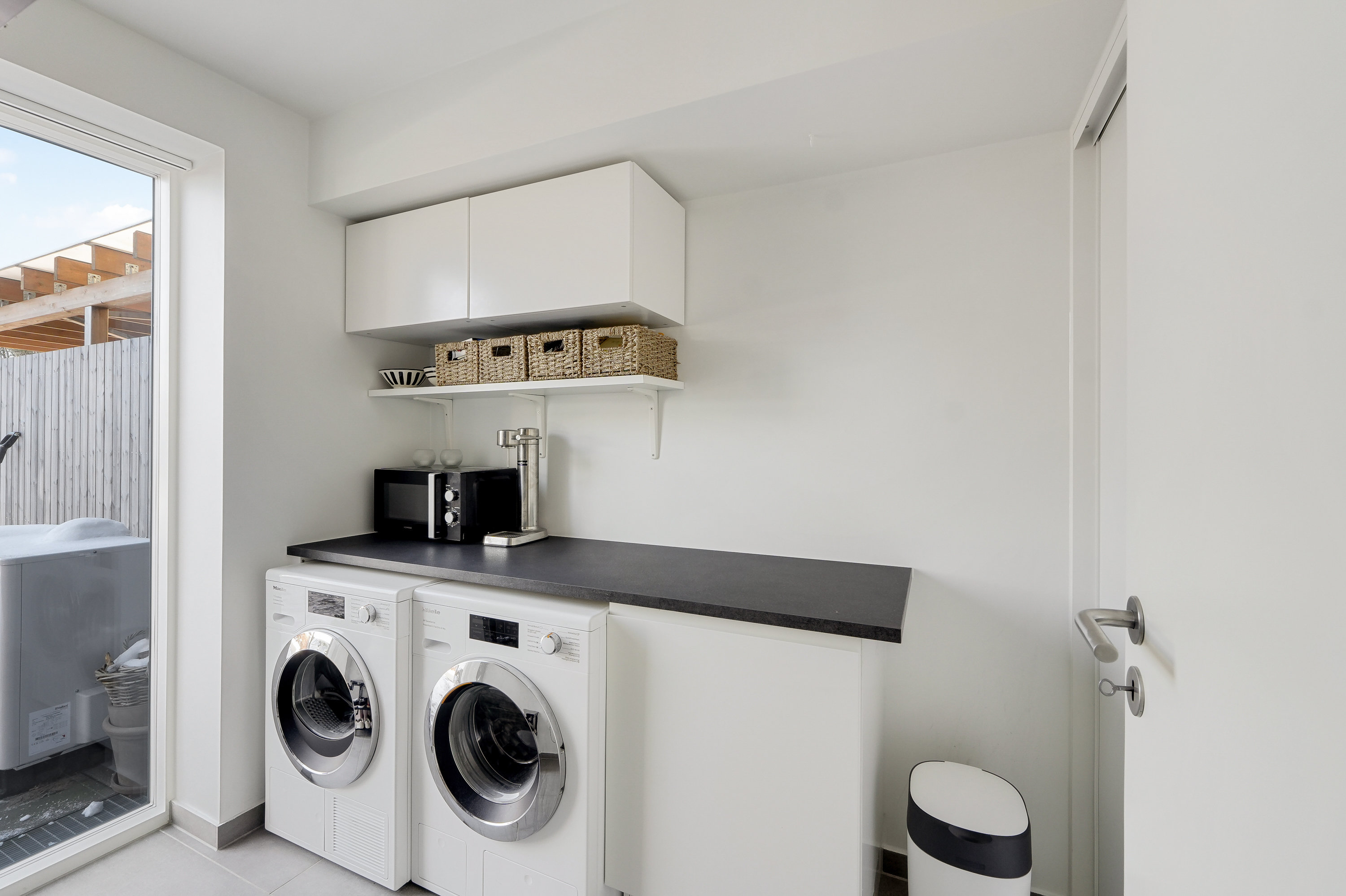 Fremhævet  billede i fuldskærmstilstand. Billede af Officershusene 9, Jonstrup, 3500 Værløse