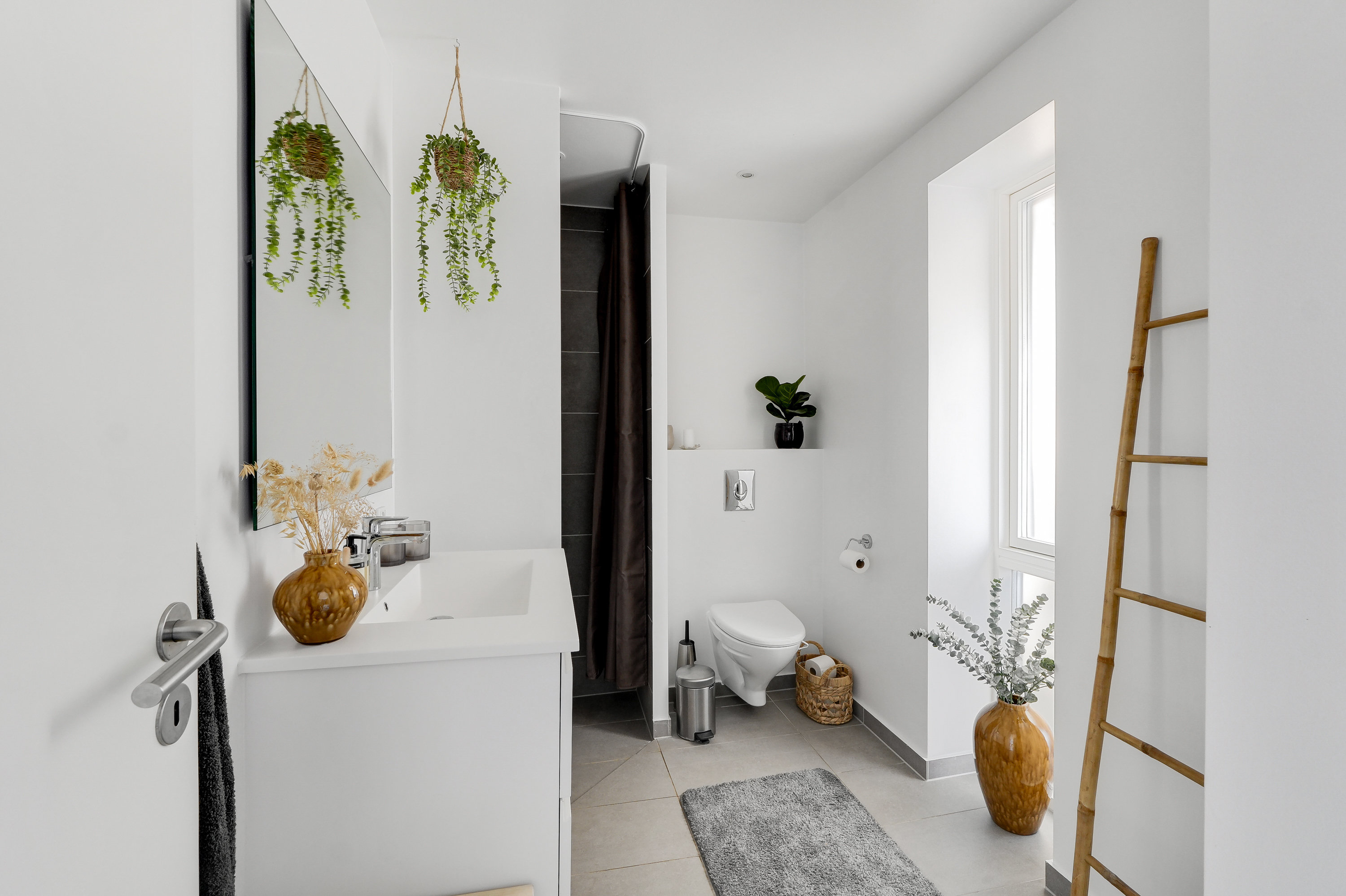 Fremhævet  billede i fuldskærmstilstand. Billede af Officershusene 9, Jonstrup, 3500 Værløse