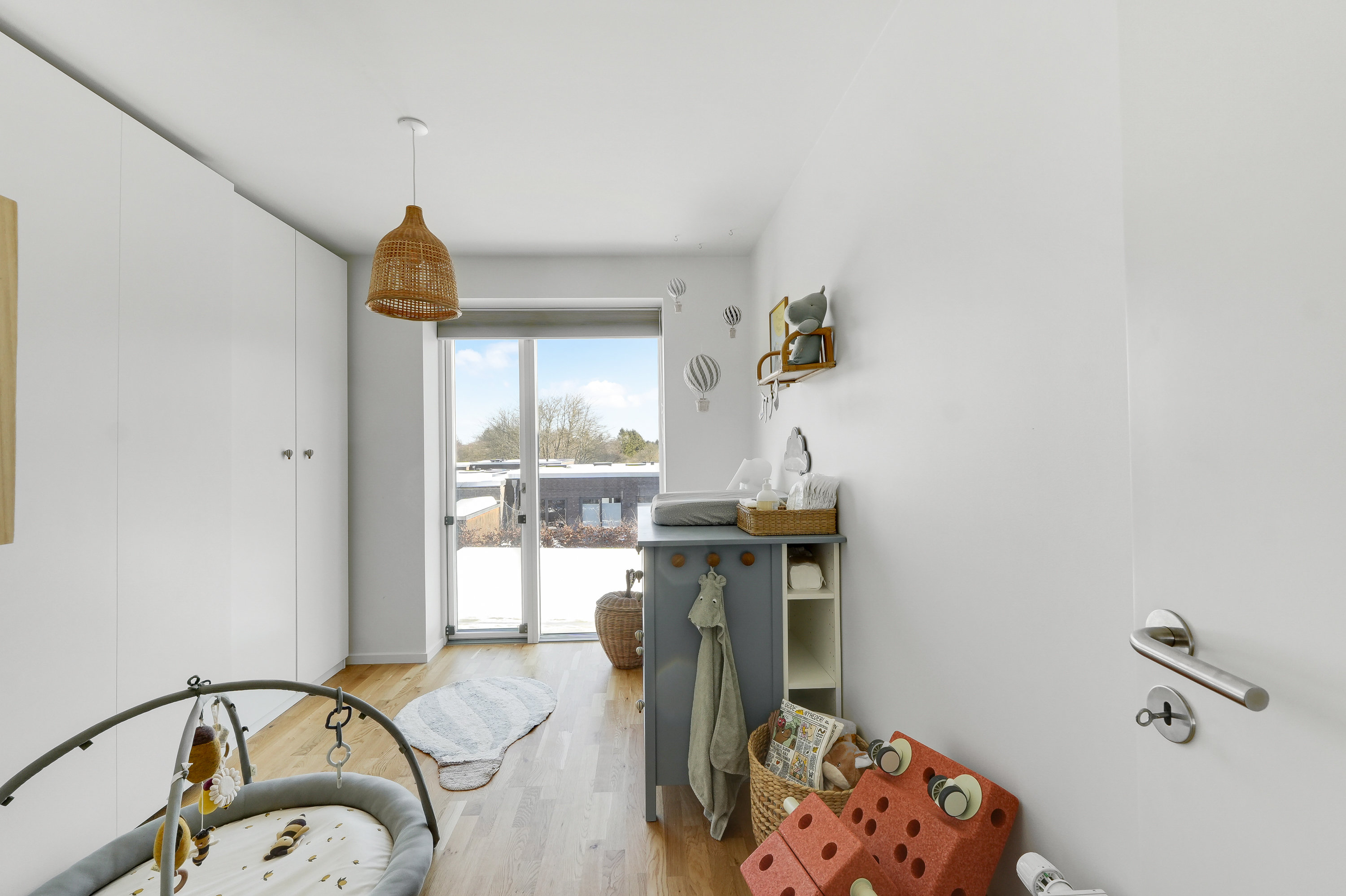 Fremhævet  billede i fuldskærmstilstand. Billede af Officershusene 9, Jonstrup, 3500 Værløse