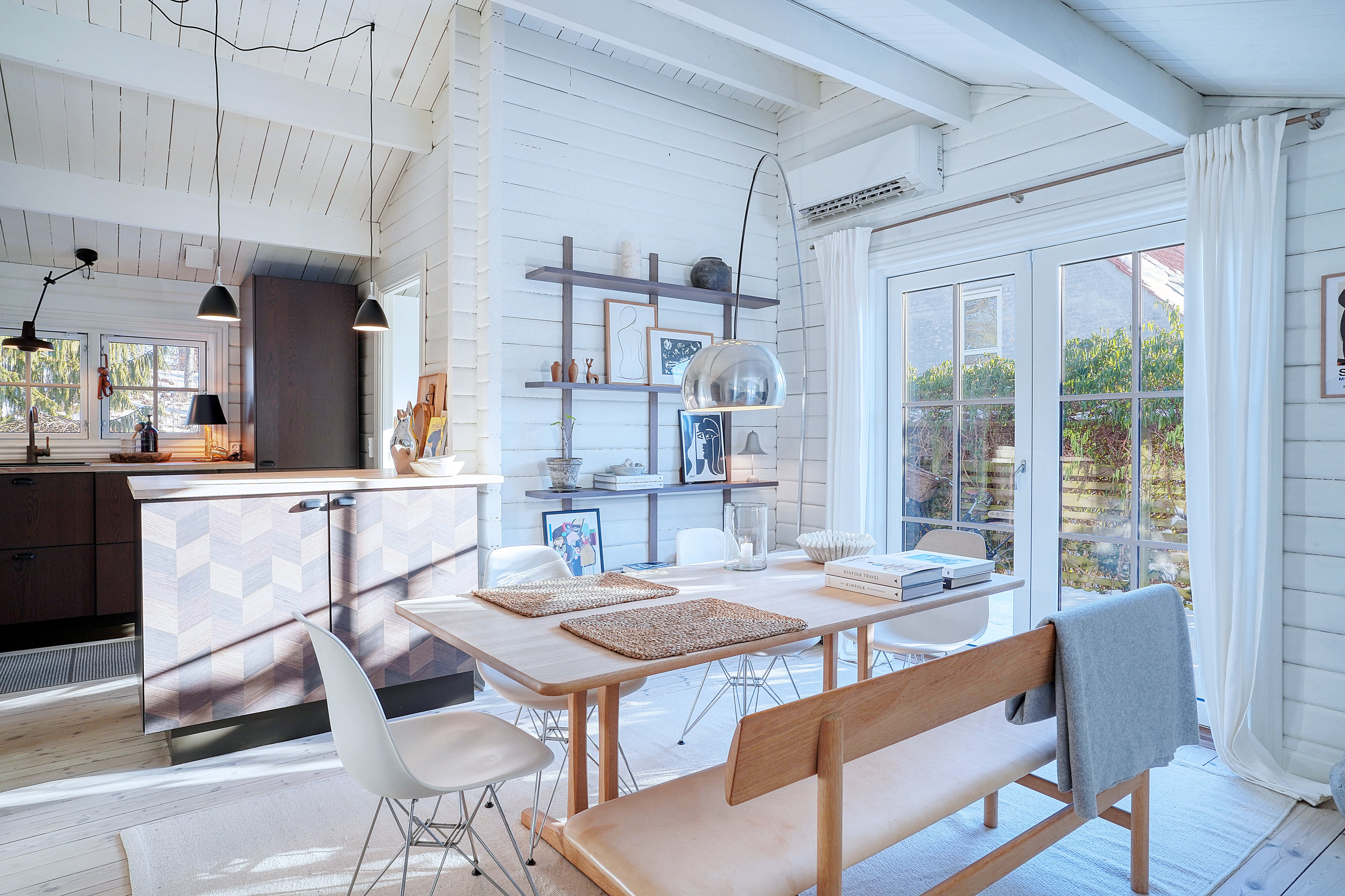 Fremhævet spisestue billede i fuldskærmstilstand. Billede af Gl Hellebækvej 7A, 3000 Helsingør