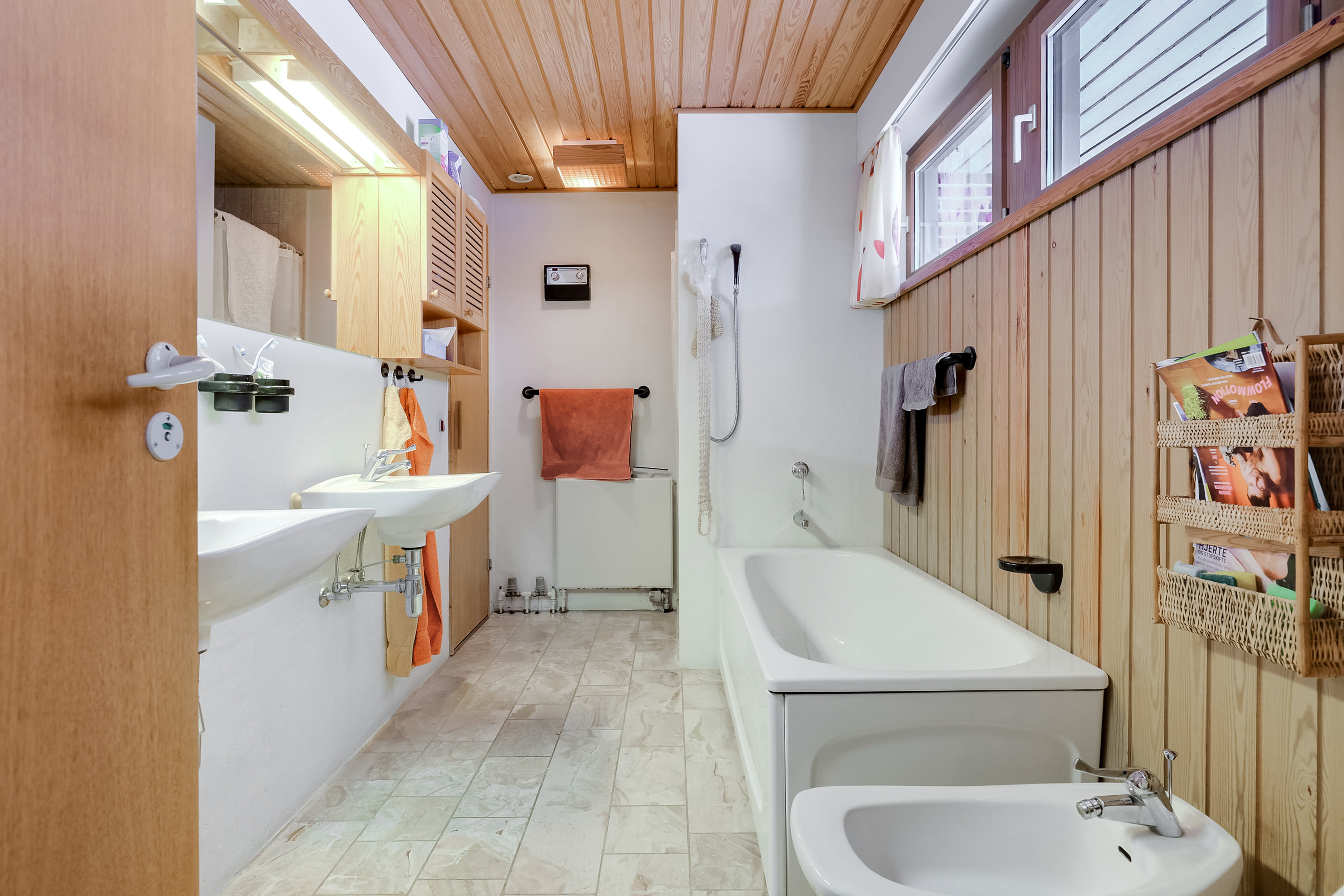 Fremhævet badeværelse billede i fuldskærmstilstand. Billede af Grævlingevænget 185, 5800 Nyborg