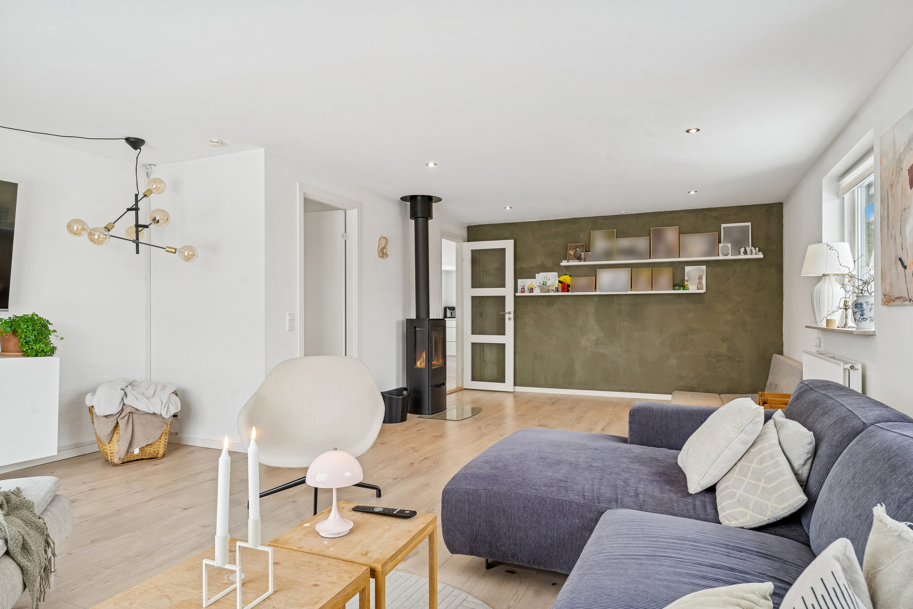 Fremhævet stue billede i fuldskærmstilstand. Billede af Fasanvej 12, 8723 Løsning