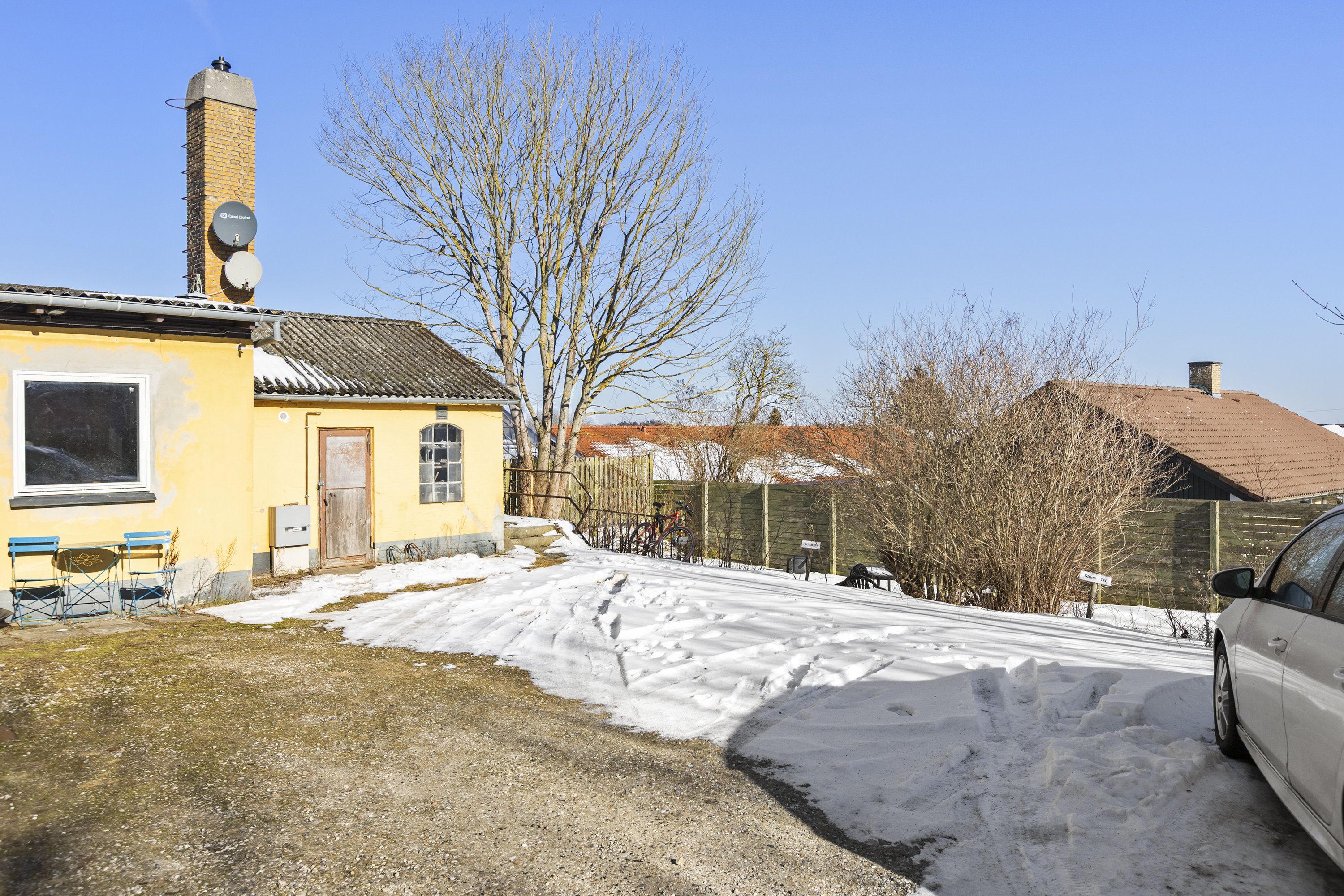 Fremhævet parkeringsplads billede i fuldskærmstilstand. Billede af Hovedgaden 15C, 4050 Skibby