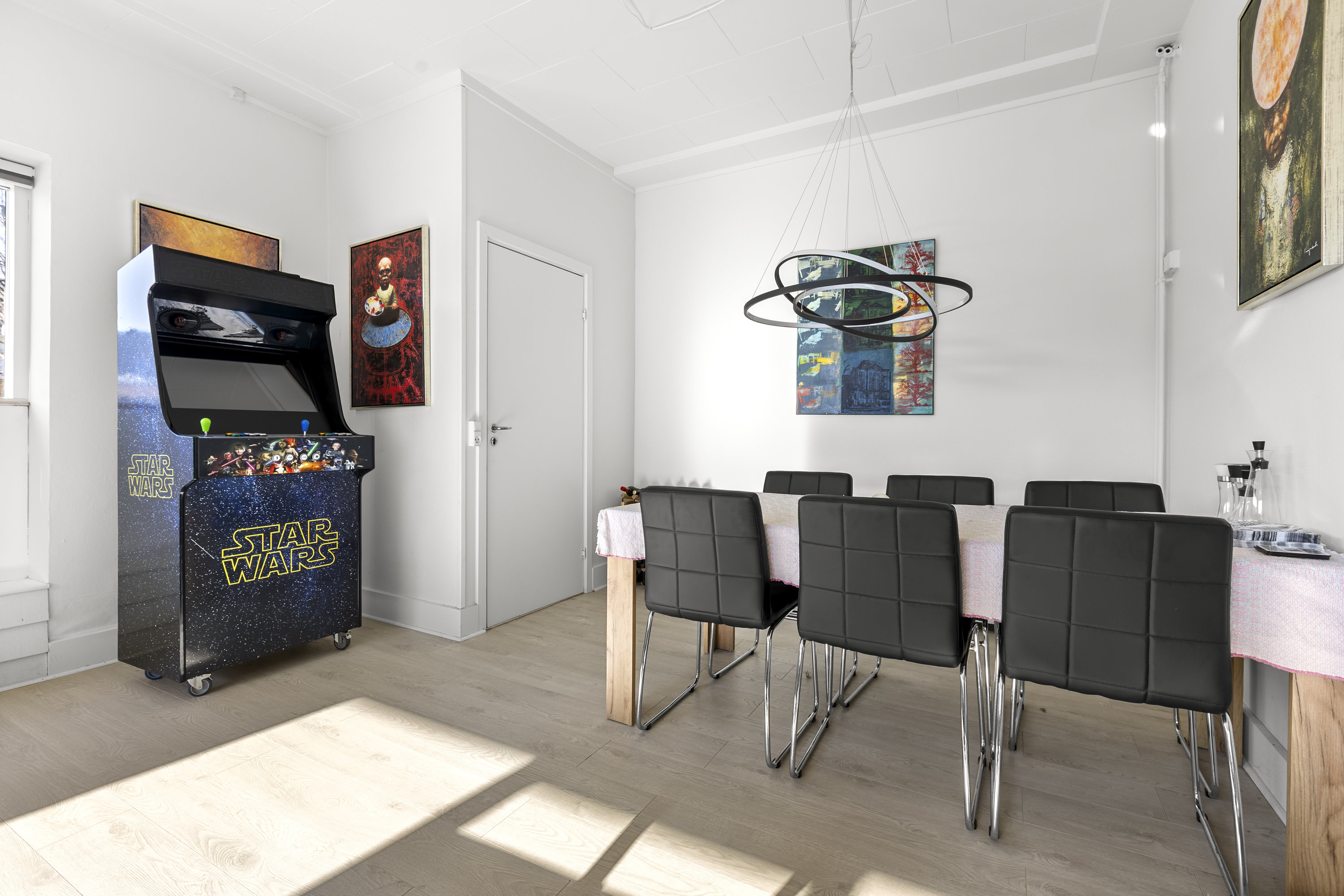 Fremhævet stue billede i fuldskærmstilstand. Billede af Hovedgaden 15C, 4050 Skibby