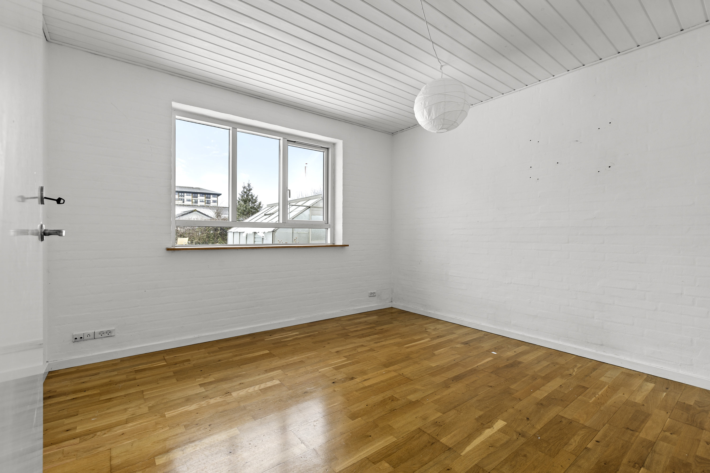 Fremhævet værelse billede i fuldskærmstilstand. Billede af Drosselvej 17, 4000 Roskilde