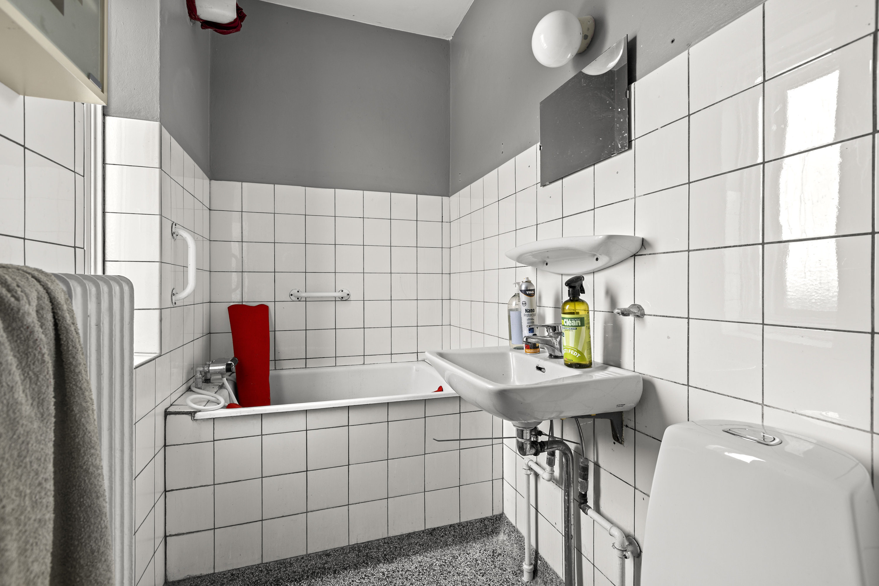 Fremhævet badeværelse billede i fuldskærmstilstand. Billede af Drosselvej 17, 4000 Roskilde