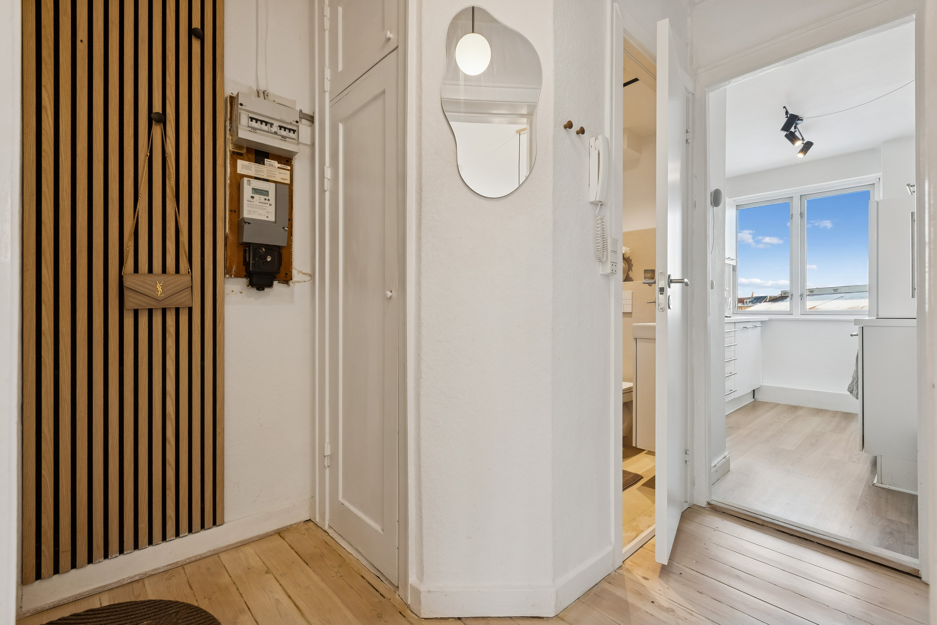 Fremhævet gang billede i fuldskærmstilstand. Billede af Frankrigshusene 14, 3. th., 2300 København S