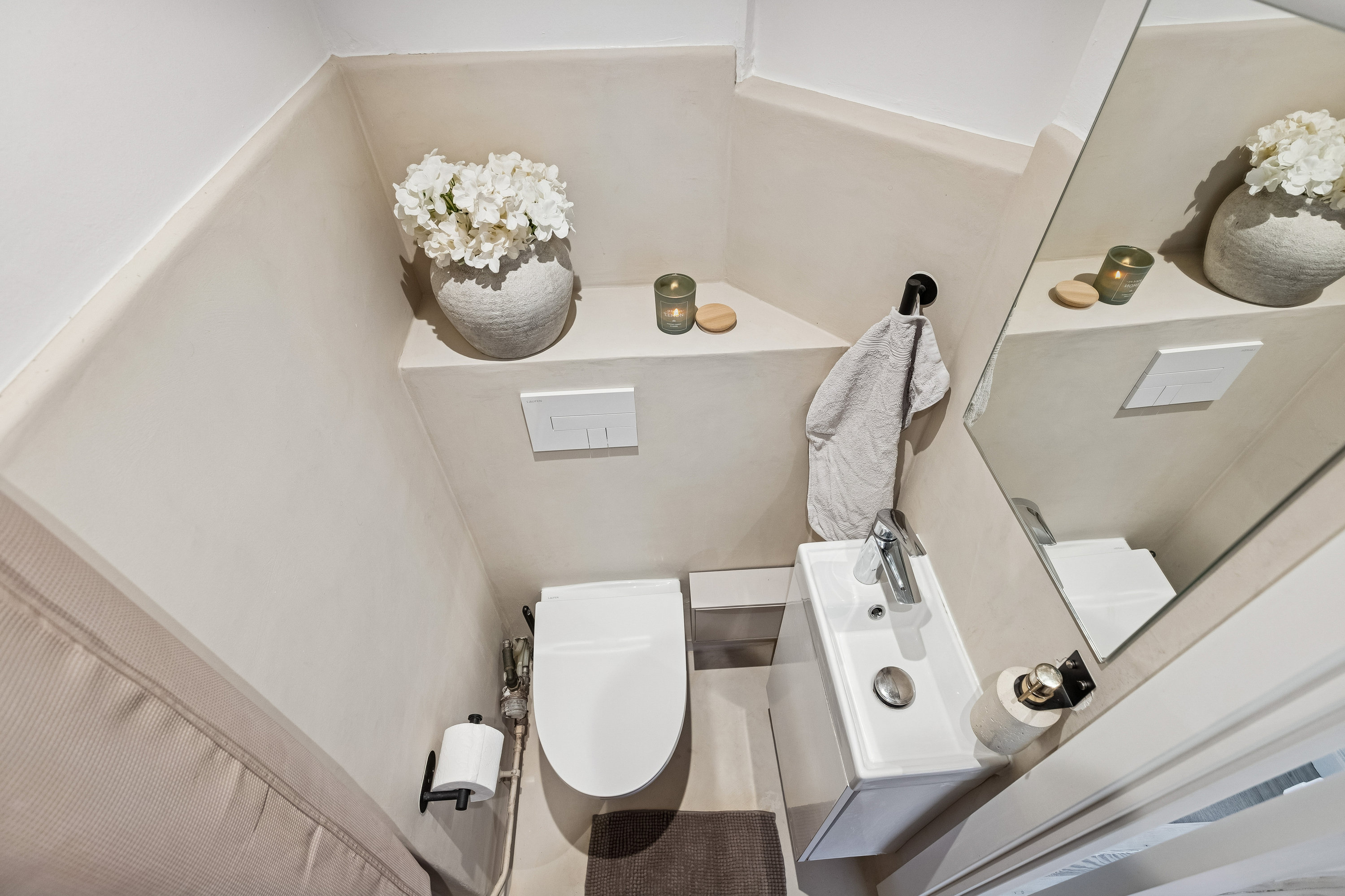 Fremhævet badeværelse billede i fuldskærmstilstand. Billede af Frankrigshusene 14, 3. th., 2300 København S