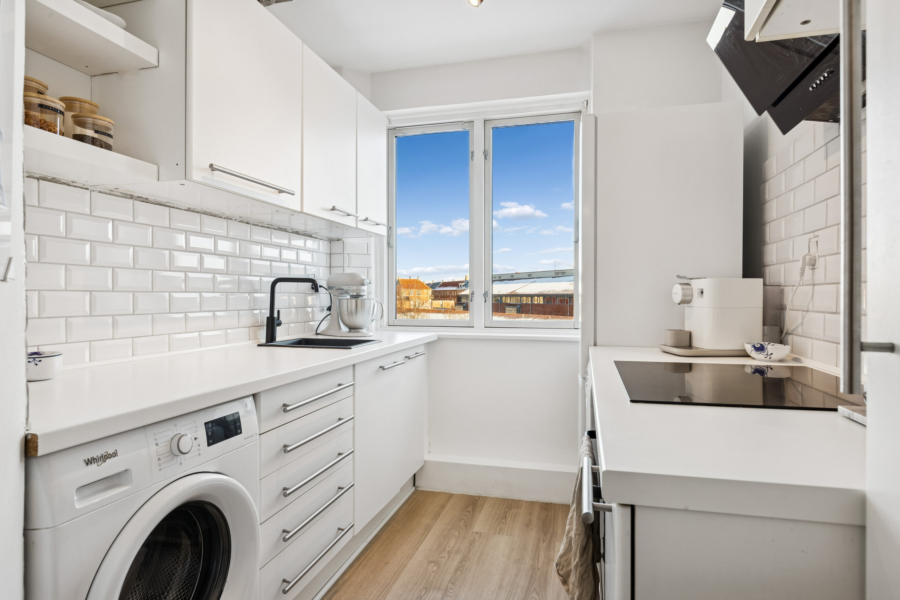 Fremhævet badeværelse billede i fuldskærmstilstand. Billede af Frankrigshusene 14, 3. th., 2300 København S