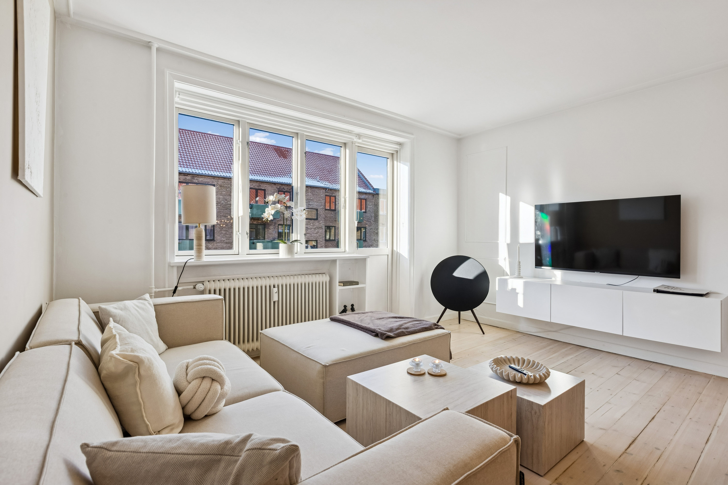 Fremhævet stue billede i fuldskærmstilstand. Billede af Frankrigshusene 14, 3. th., 2300 København S