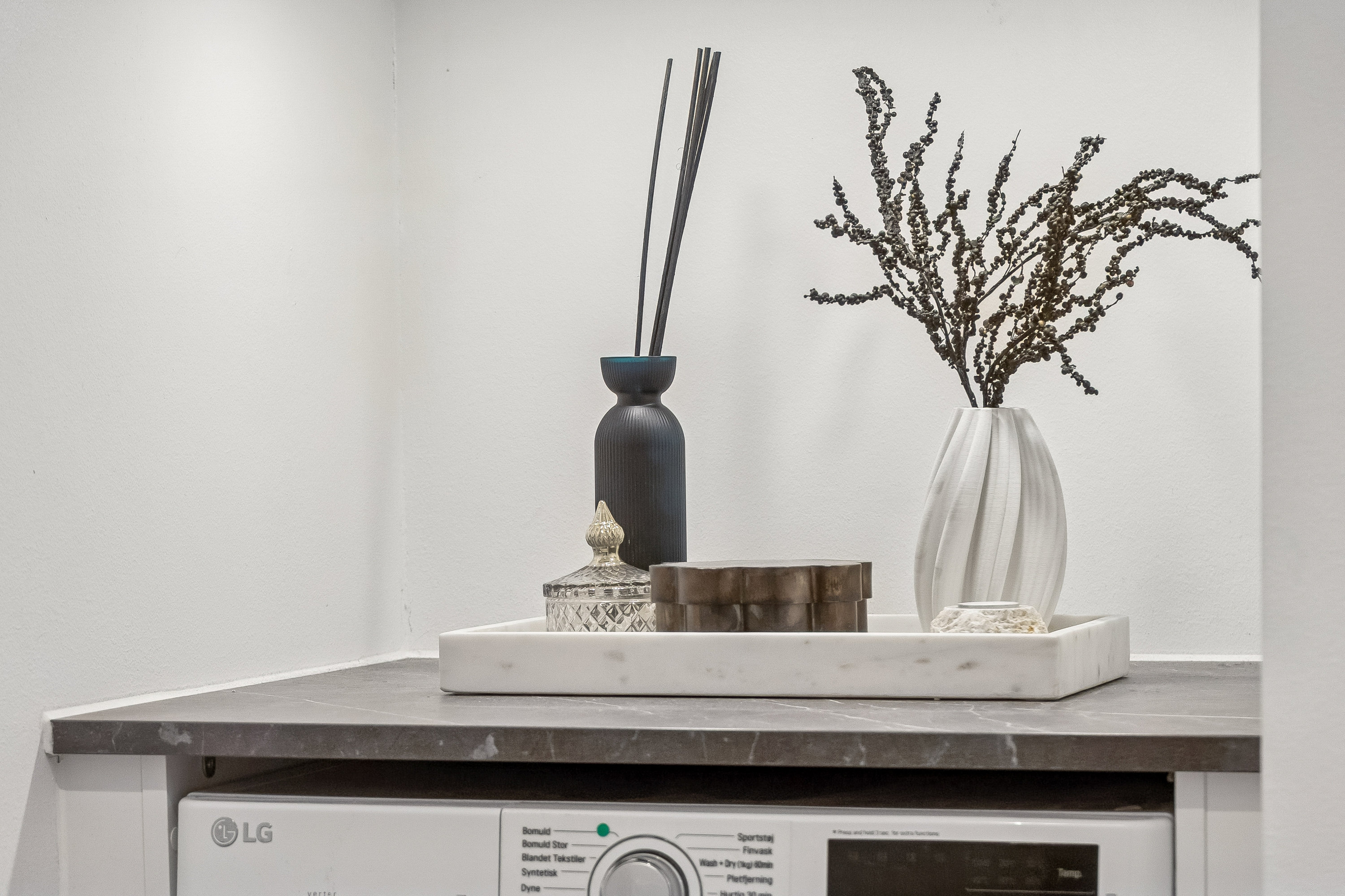 Fremhævet køkken billede i fuldskærmstilstand. Billede af Jens Lillelunds Vej 3, 2. mf., 2920 Charlottenlund