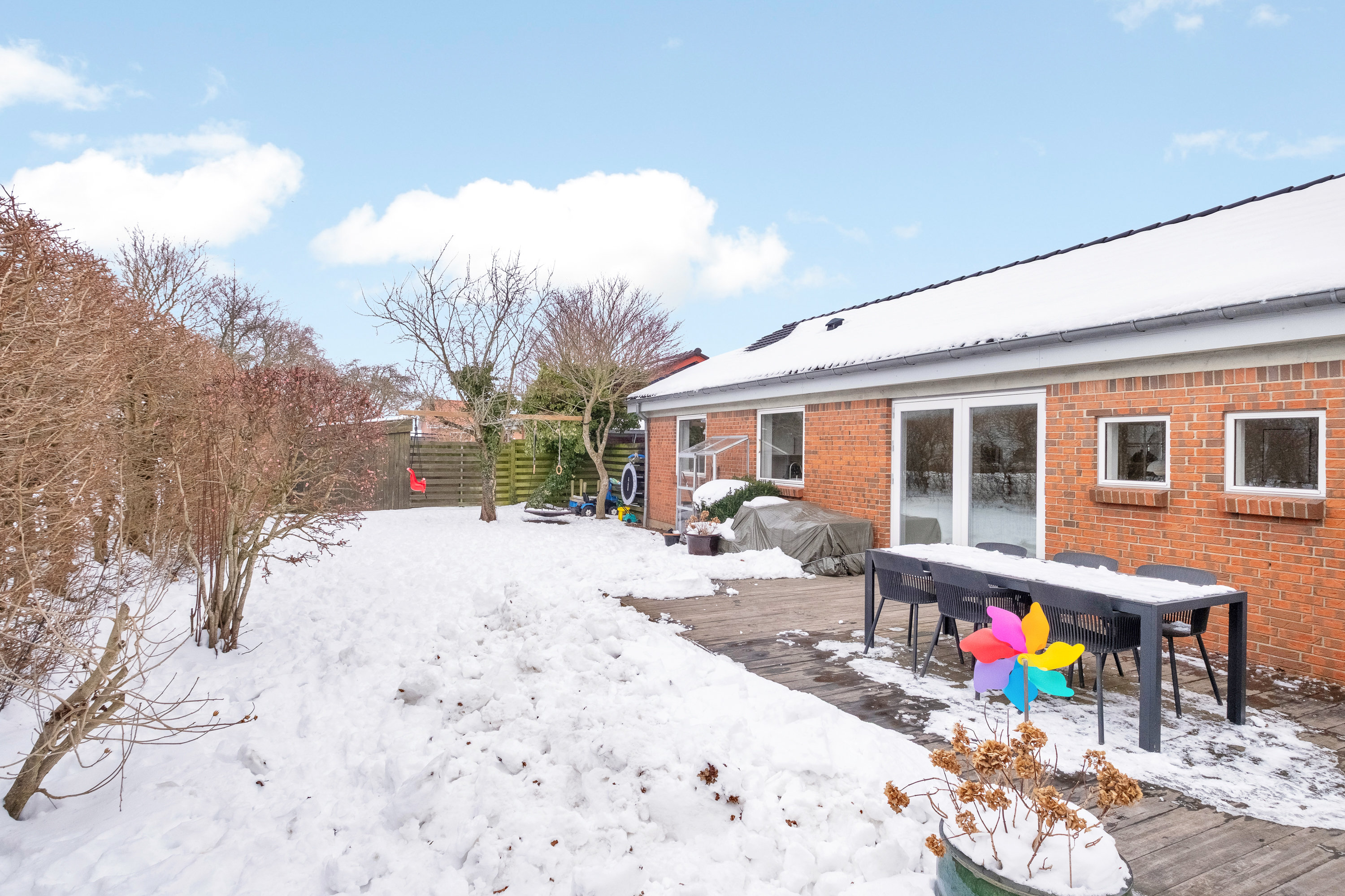 Fremhævet set fra haven billede i fuldskærmstilstand. Billede af Besservej 17A, 8240 Risskov