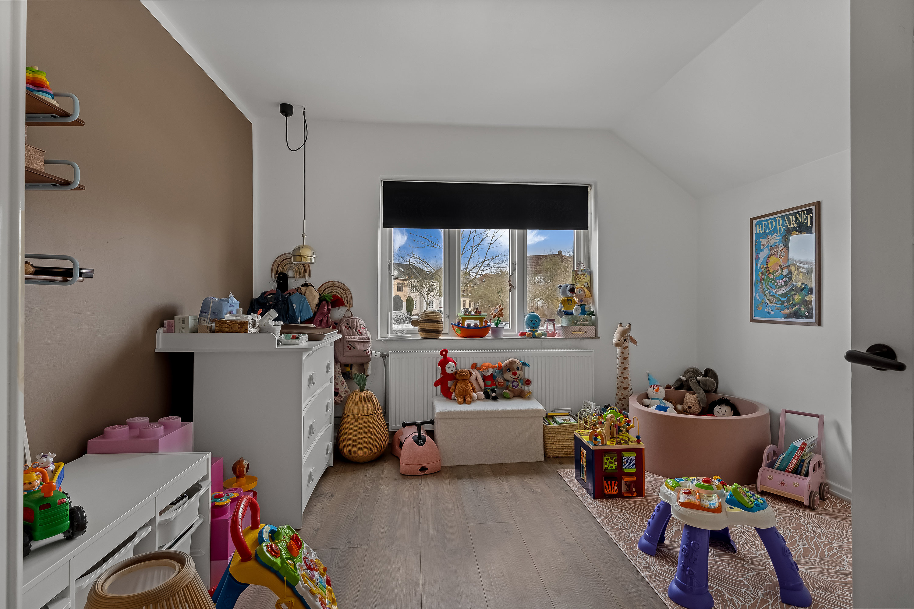 Fremhævet værelse billede i fuldskærmstilstand. Billede af Østre Allé 12, 4900 Nakskov