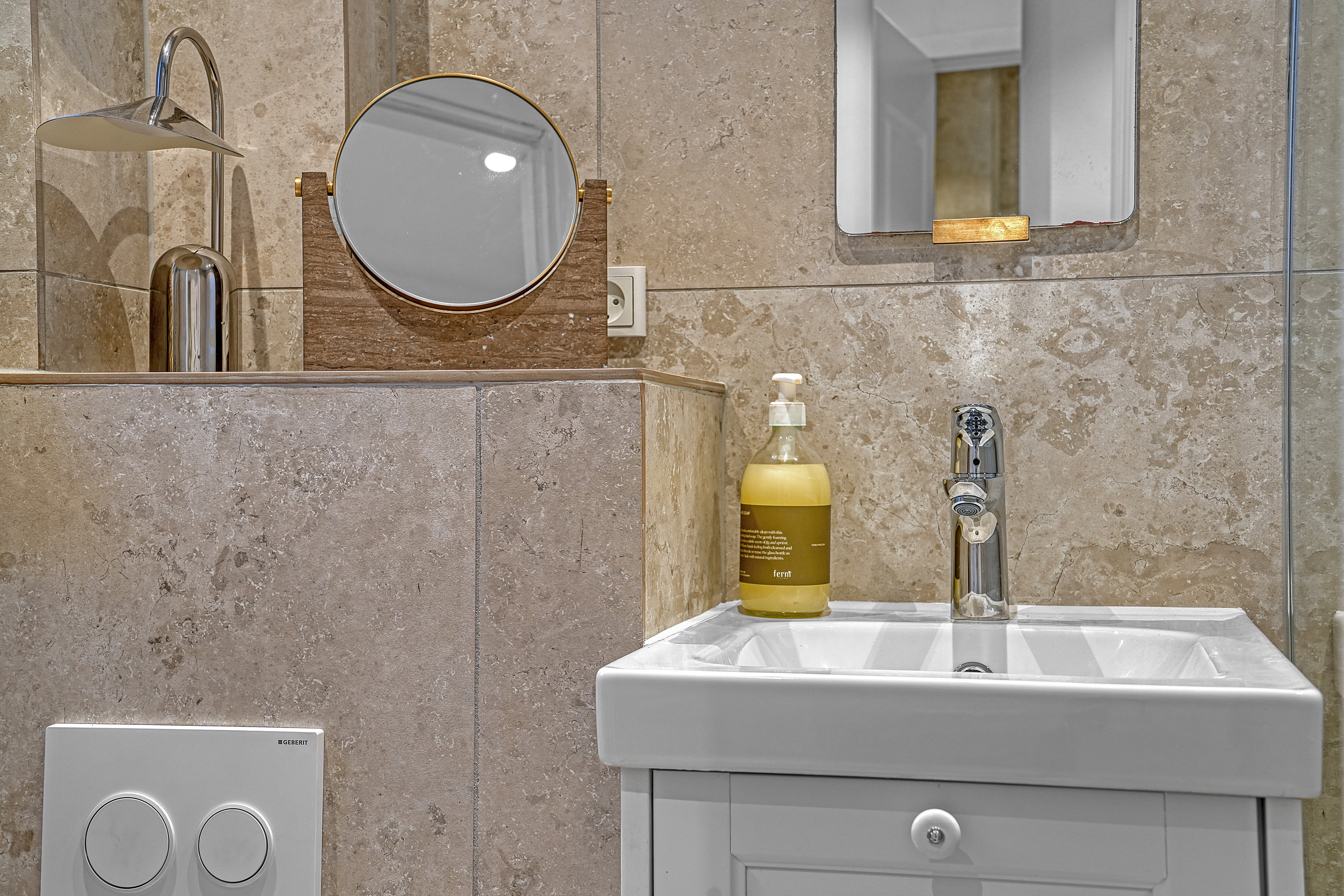 Fremhævet badeværelse billede i fuldskærmstilstand. Billede af Bjelkes Allé 4, 1. 4., 2200 København N