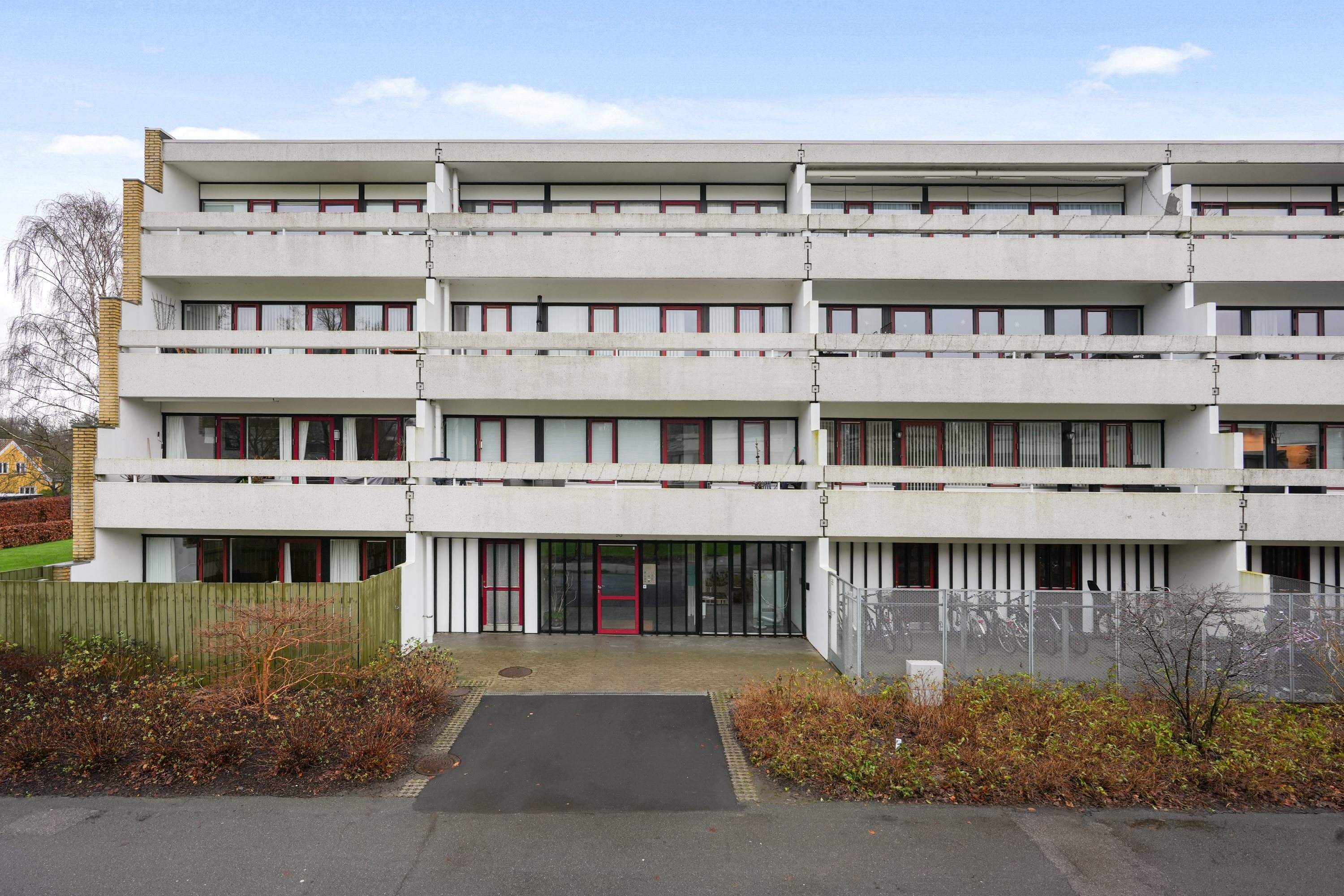 Fremhævet andet billede i fuldskærmstilstand. Billede af Vejlebrovej 93, 2. 12., 2635 Ishøj