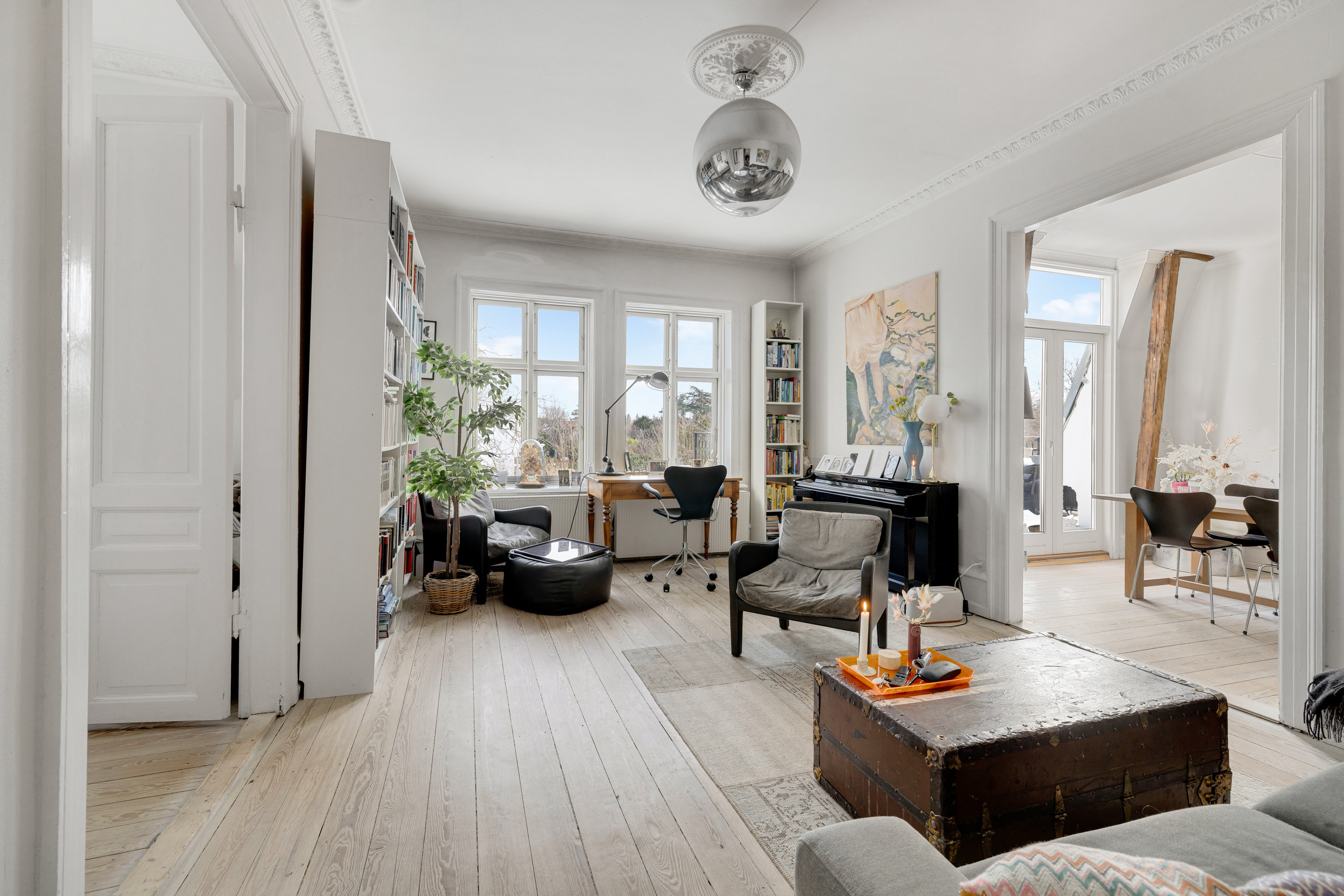 Fremhævet  billede i fuldskærmstilstand. Billede af Gudrunsvej 19, 1., 2920 Charlottenlund