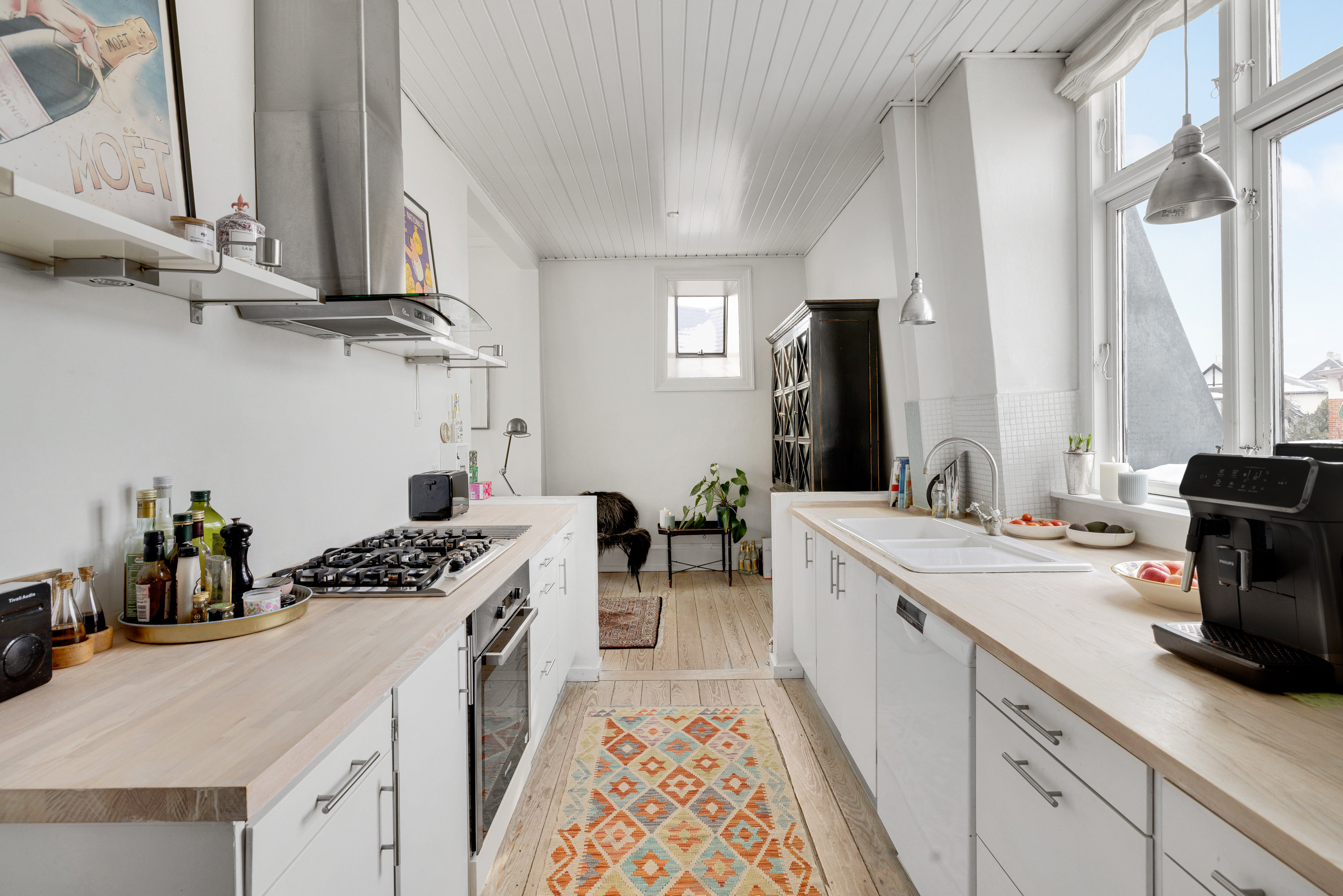 Fremhævet  billede i fuldskærmstilstand. Billede af Gudrunsvej 19, 1., 2920 Charlottenlund