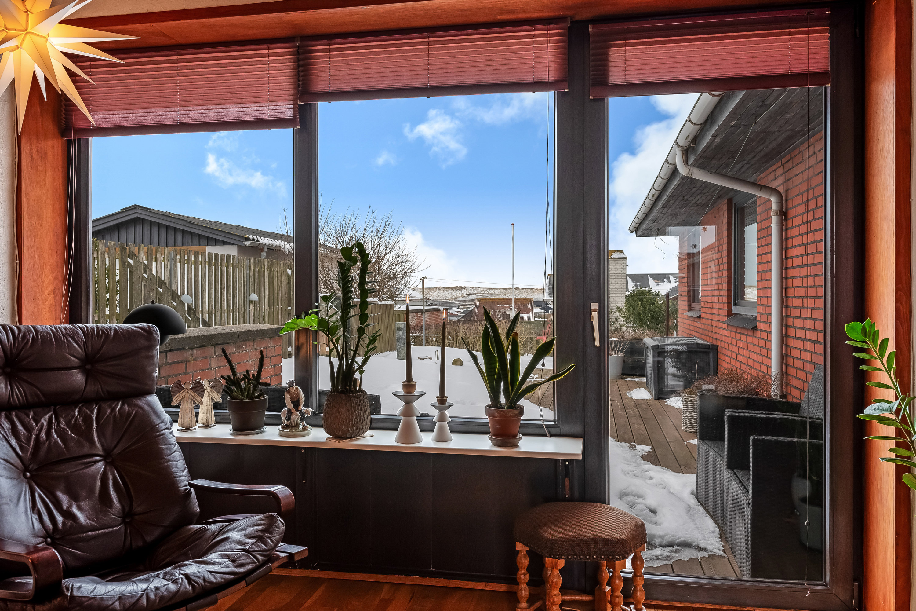 Fremhævet stue billede i fuldskærmstilstand. Billede af Baunevej 6, 6960 Hvide Sande