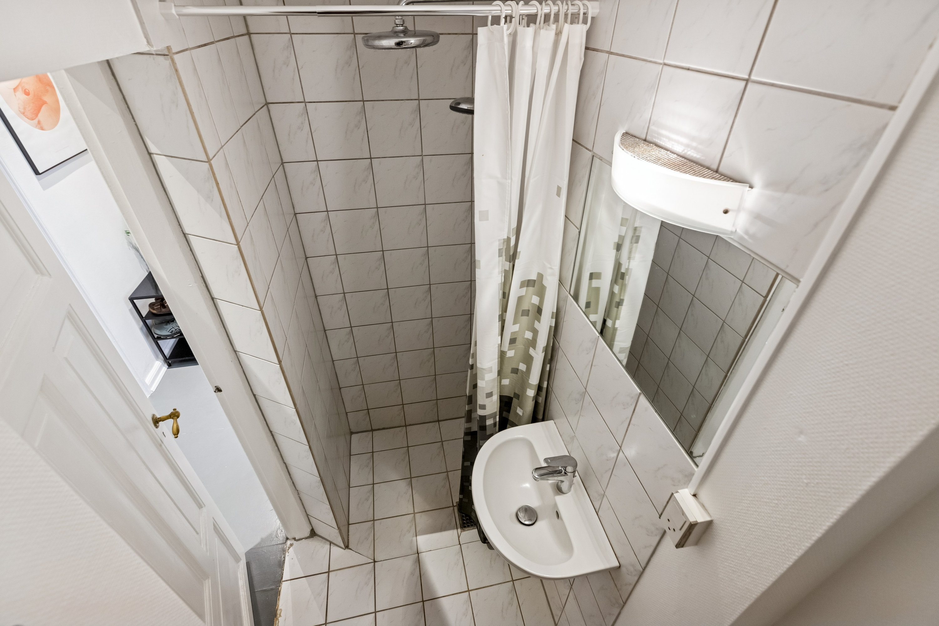 Fremhævet badeværelse billede i fuldskærmstilstand. Billede af Reykjaviksgade 3, st.. th., 2300 København S