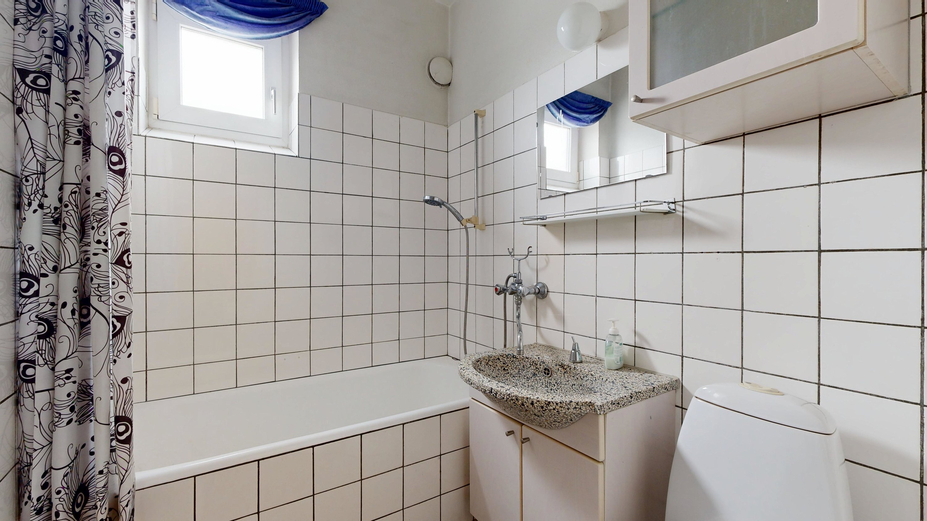 Fremhævet badeværelse billede i fuldskærmstilstand. Billede af Vestervangsvej 49, st.. tv.., 8800 Viborg