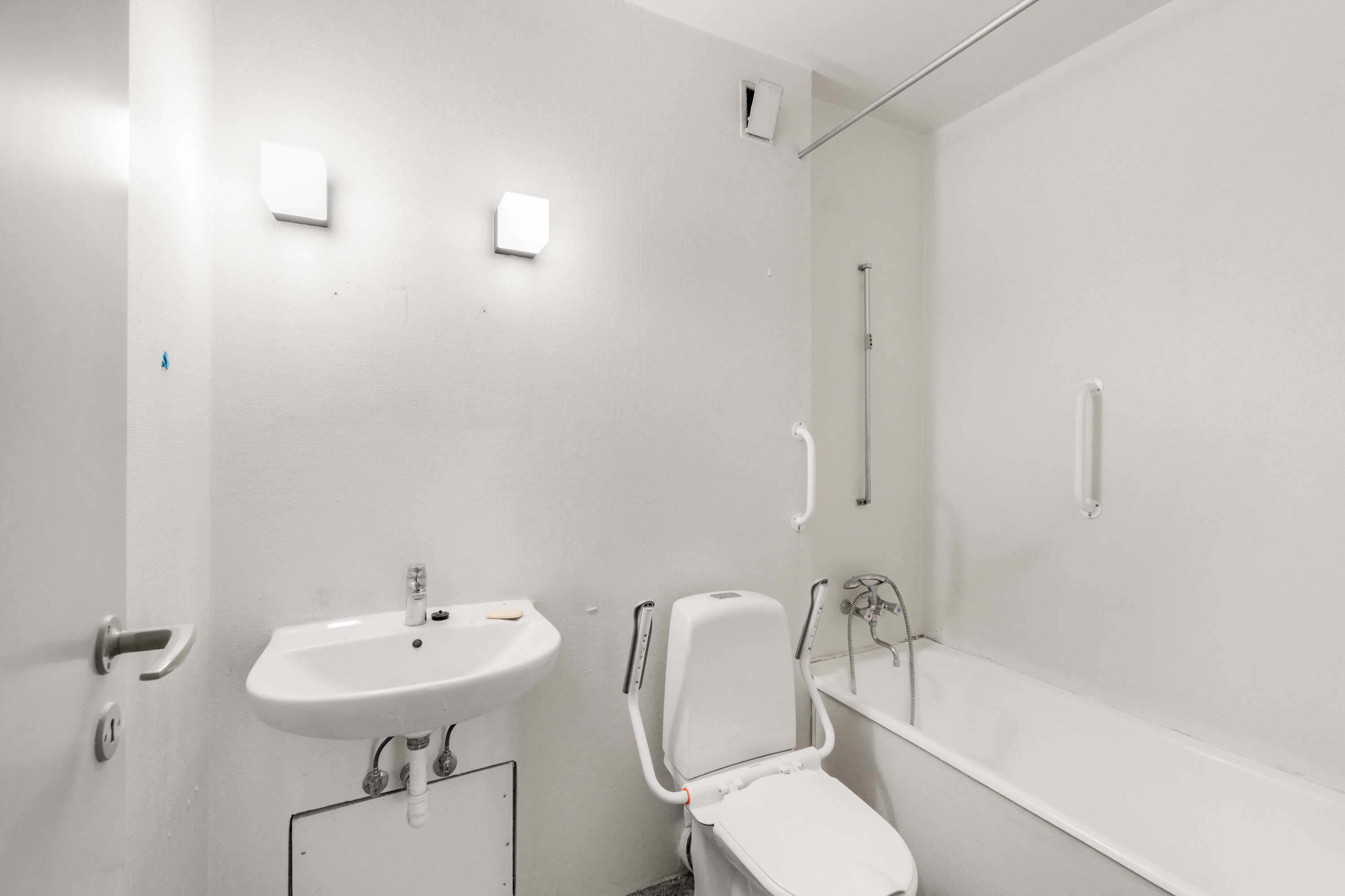 Fremhævet  billede i fuldskærmstilstand. Billede af Højagerparken 53, st.. tv., 2750 Ballerup