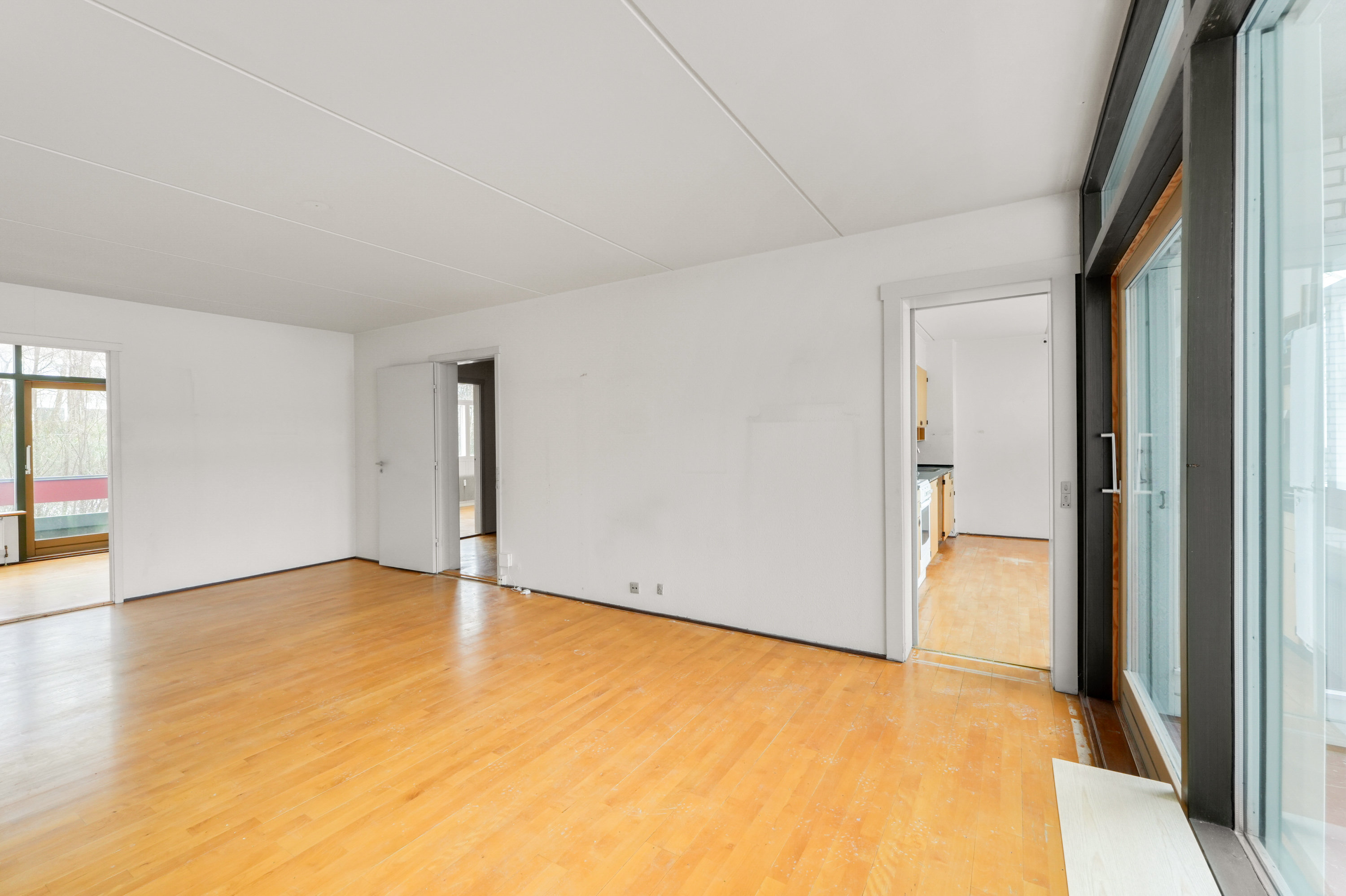 Fremhævet  billede i fuldskærmstilstand. Billede af Højagerparken 53, st.. tv., 2750 Ballerup