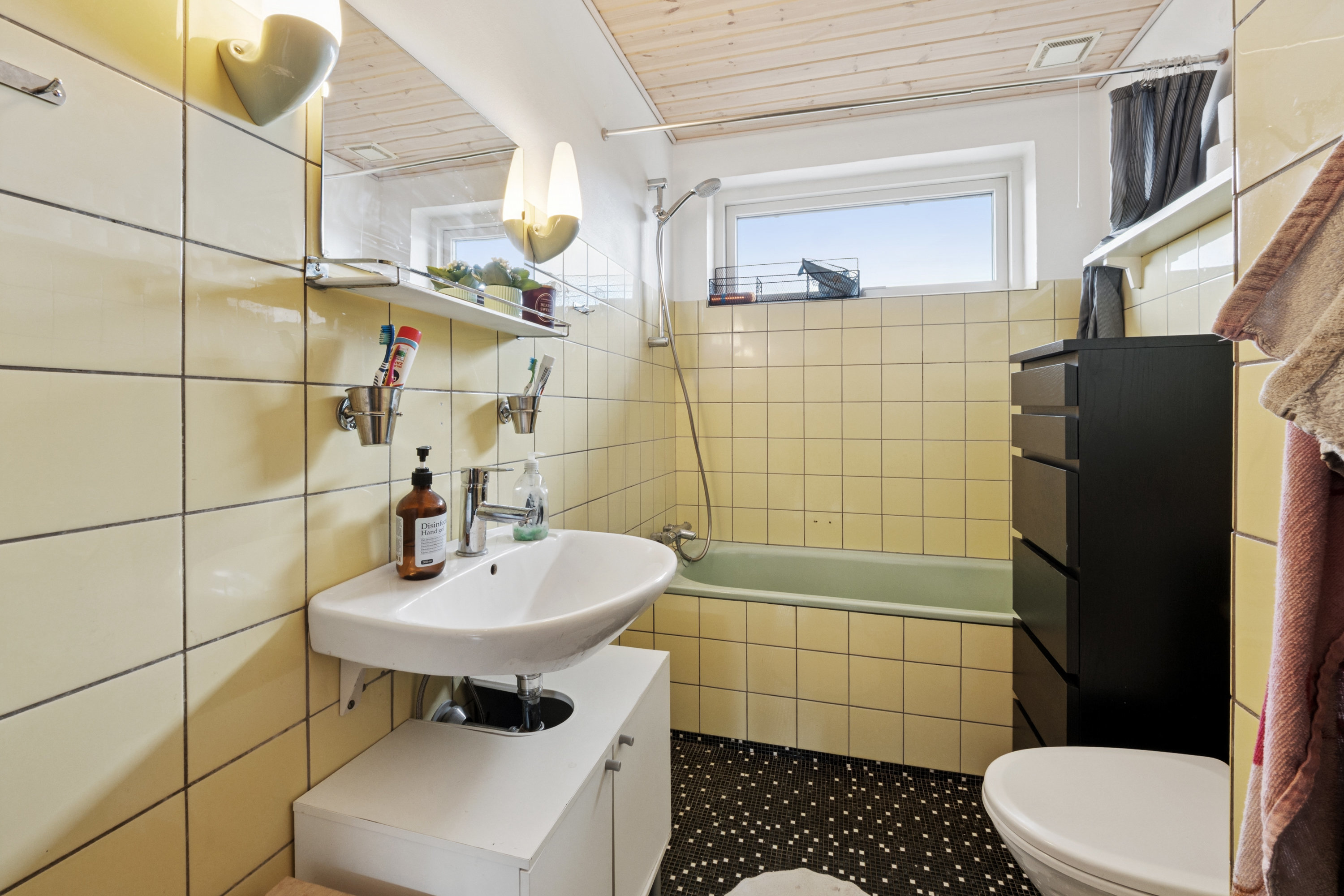 Fremhævet  billede i fuldskærmstilstand. Billede af Dalgasvej 11, Frederiks, 7470 Karup J