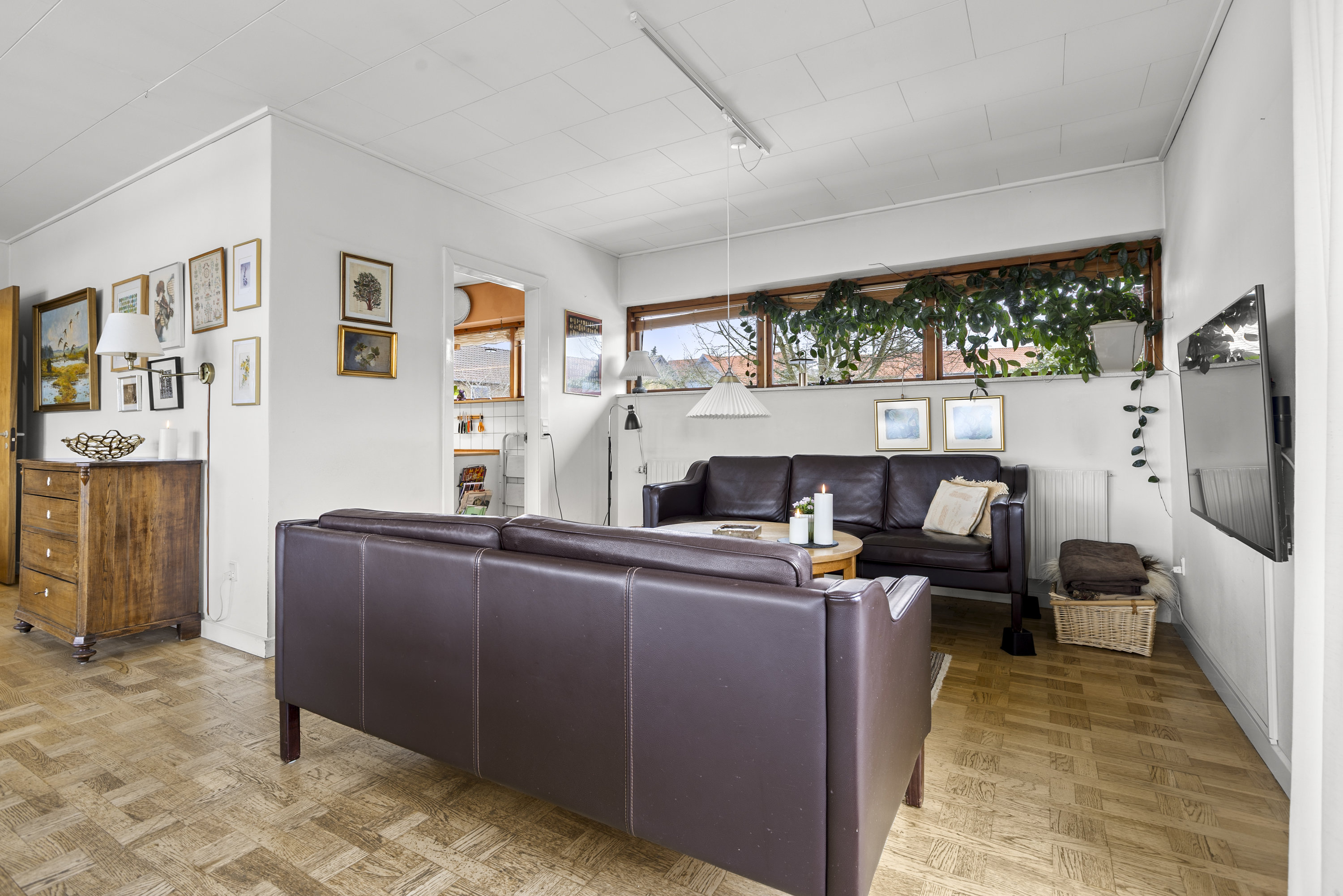 Fremhævet stue billede i fuldskærmstilstand. Billede af Dalmosevej 5, 4100 Ringsted