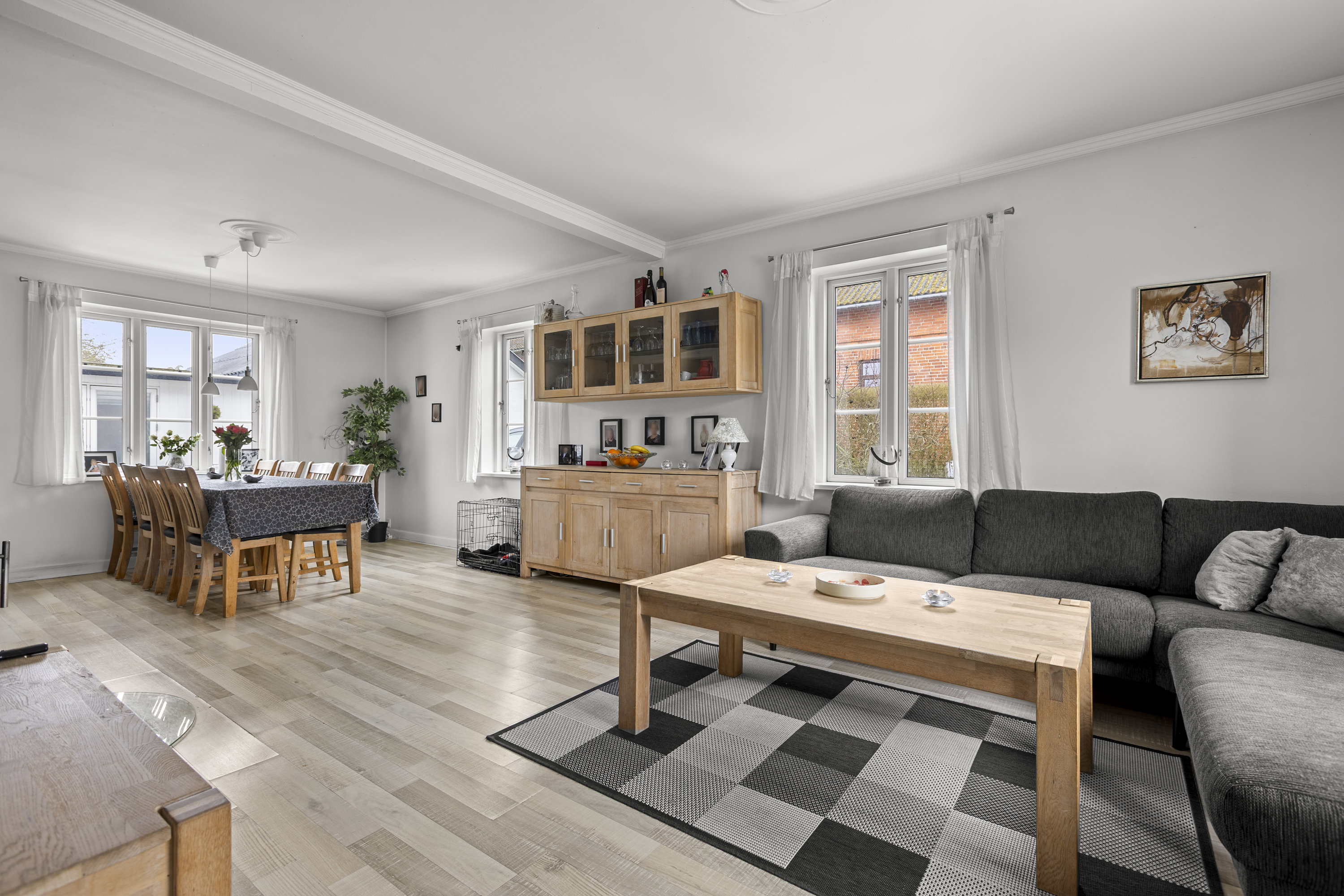 Fremhævet stue billede i fuldskærmstilstand. Billede af Sandbyvej 62, Sandby, 4171 Glumsø