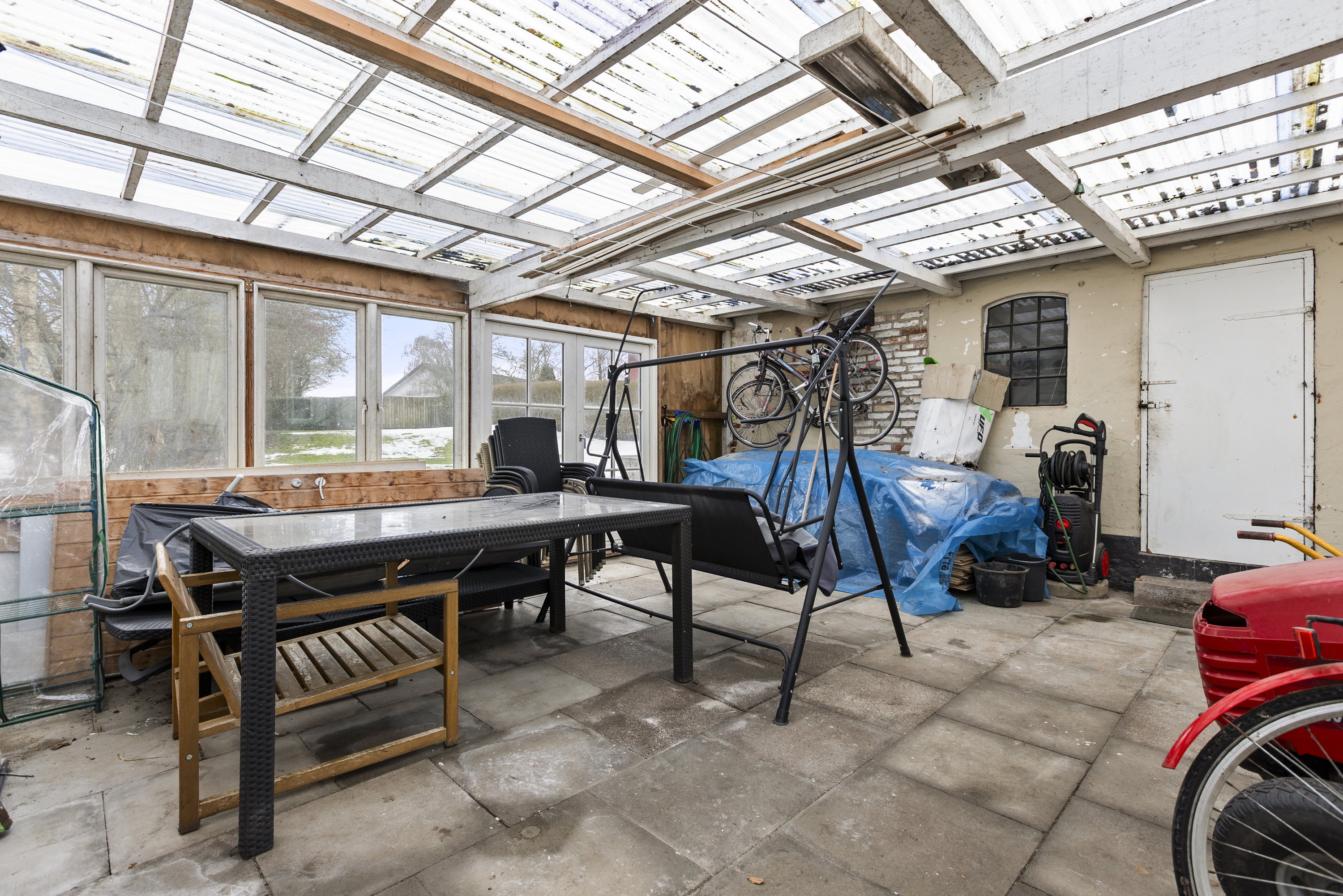 Fremhævet overdækket terrasse billede i fuldskærmstilstand. Billede af Sandbyvej 62, Sandby, 4171 Glumsø