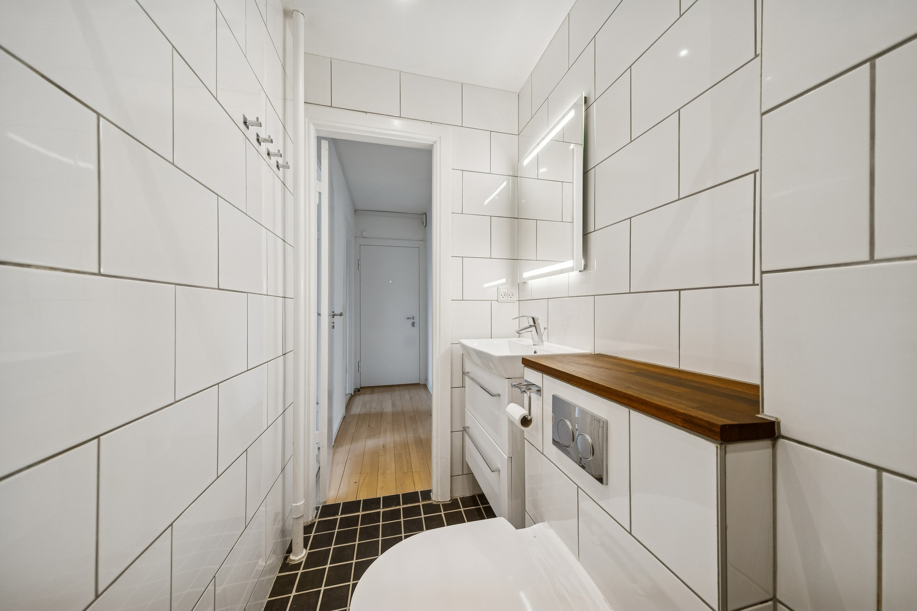 Fremhævet badeværelse billede i fuldskærmstilstand. Billede af Skjoldagervej 80, 2. th., 2820 Gentofte