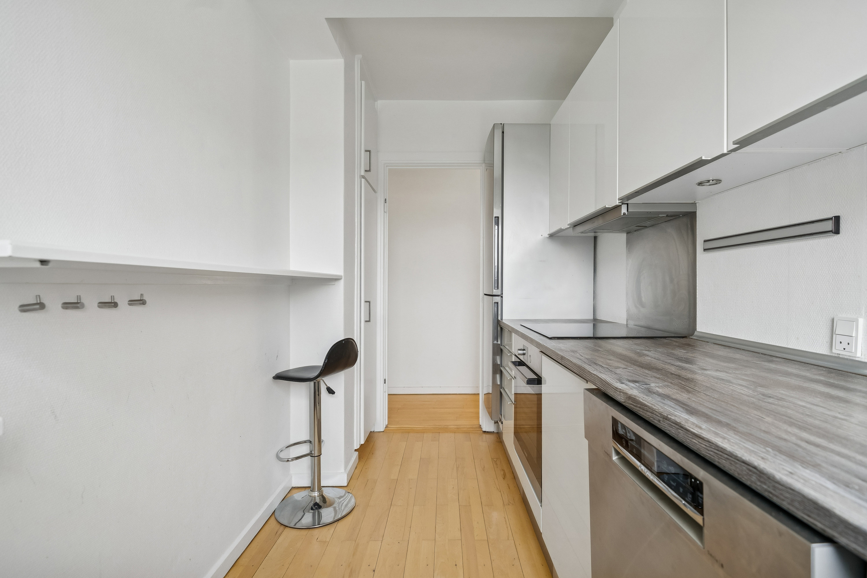 Fremhævet køkken billede i fuldskærmstilstand. Billede af Skjoldagervej 80, 2. th., 2820 Gentofte