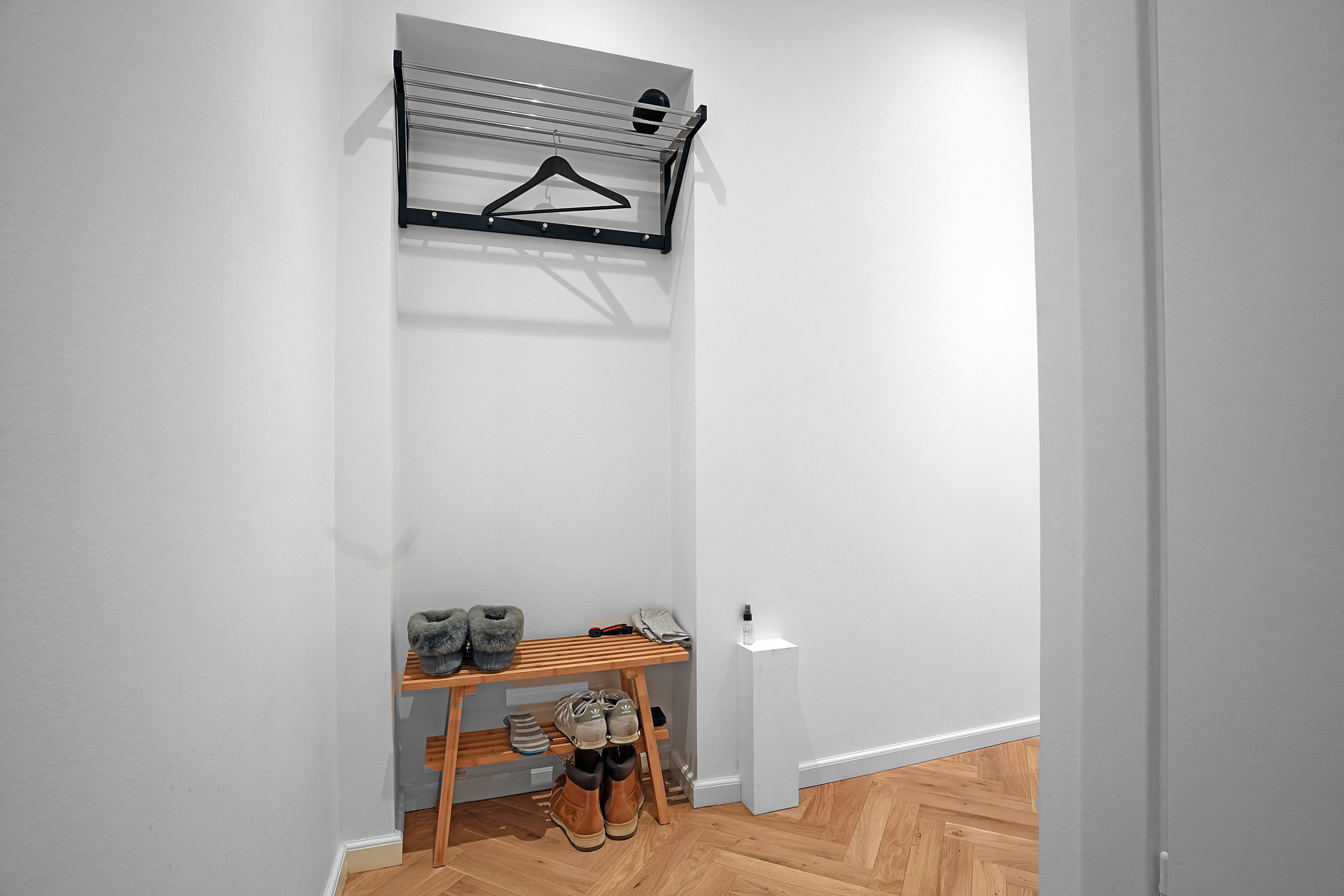 Fremhævet entré billede i fuldskærmstilstand. Billede af Hamletsgade 22, 4. th., 2200 København N